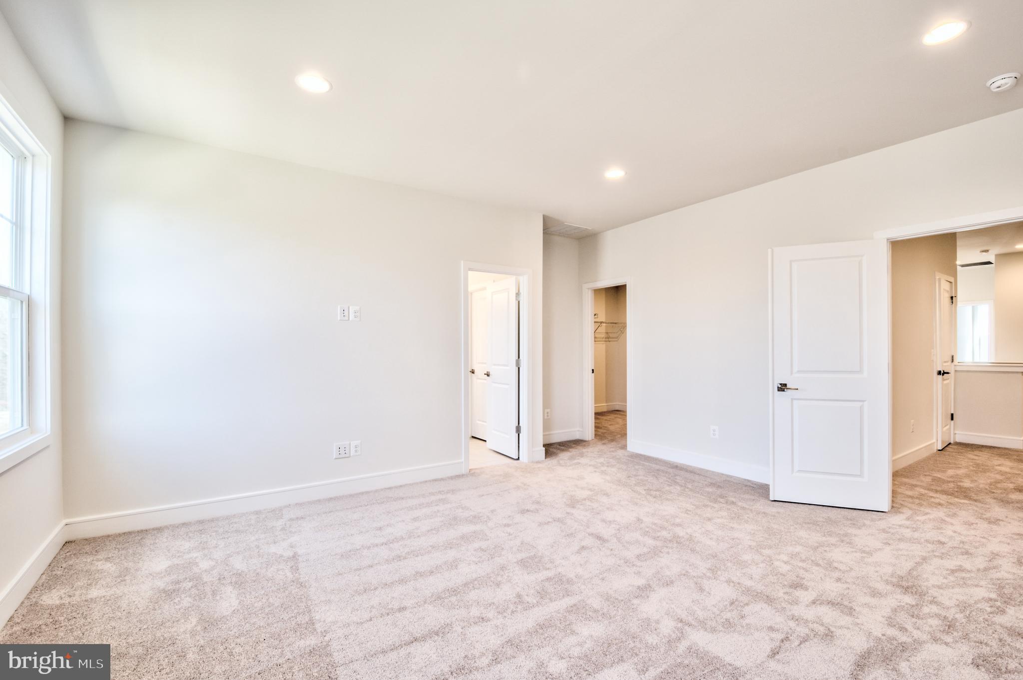 LAKE FREDERICK - Residential Lease