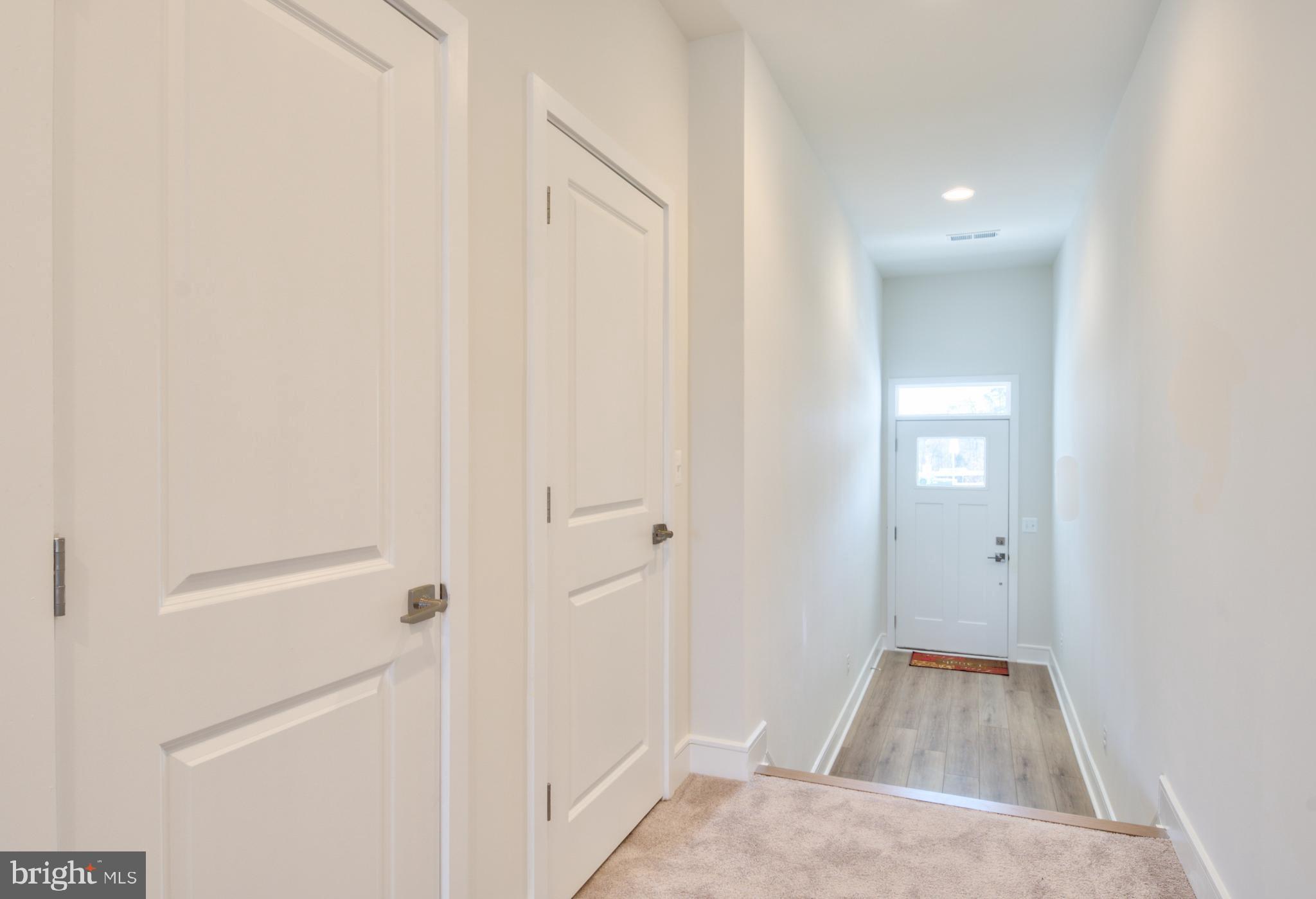 LAKE FREDERICK - Residential Lease