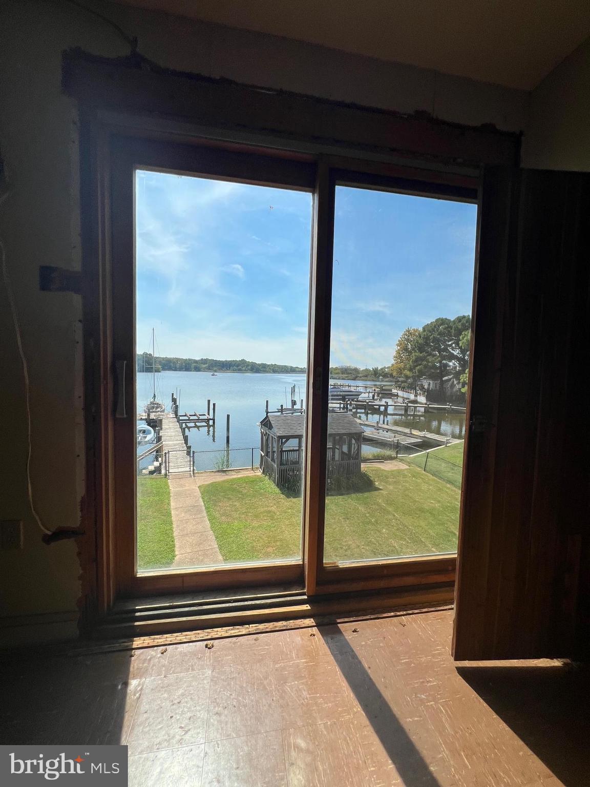 BEAR CREEK - Residential