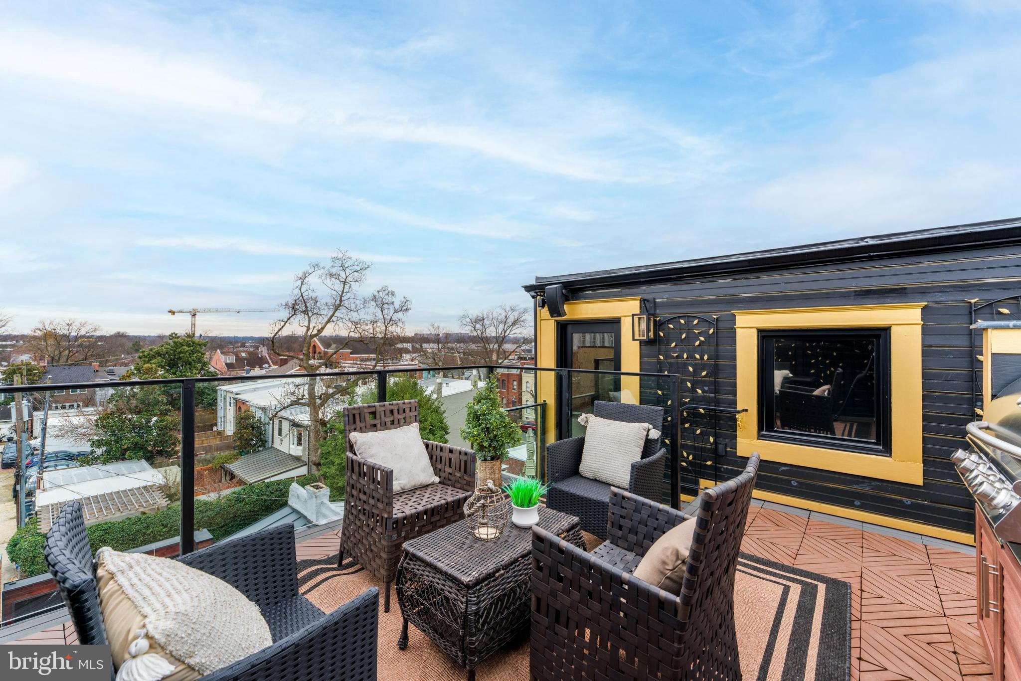 HISTORIC OLD TOWN - Residential