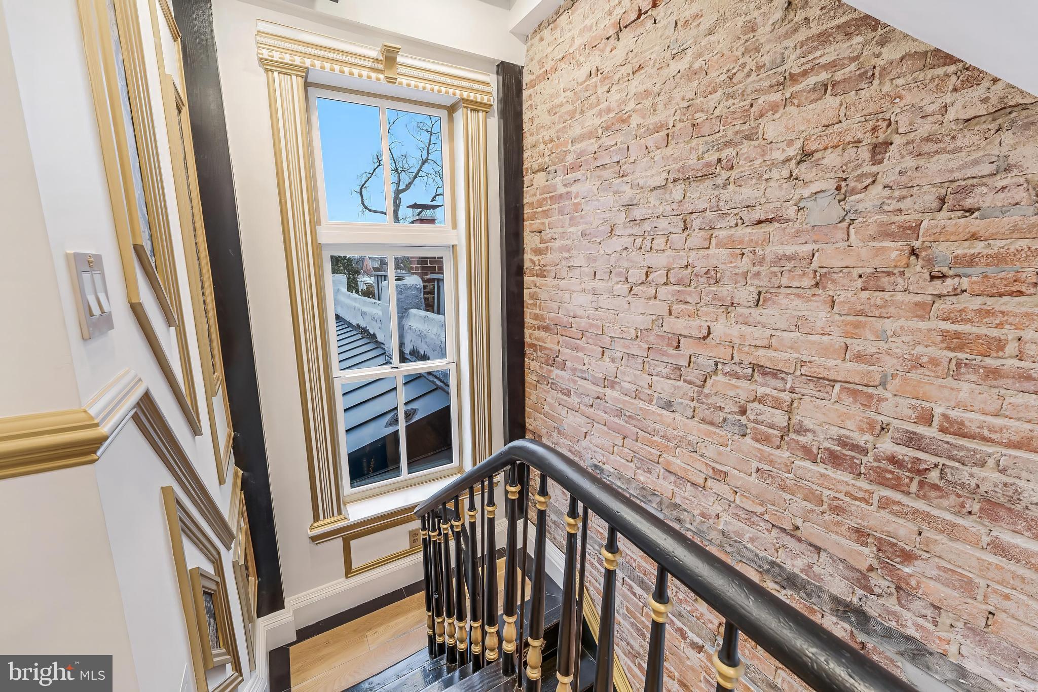 HISTORIC OLD TOWN - Residential