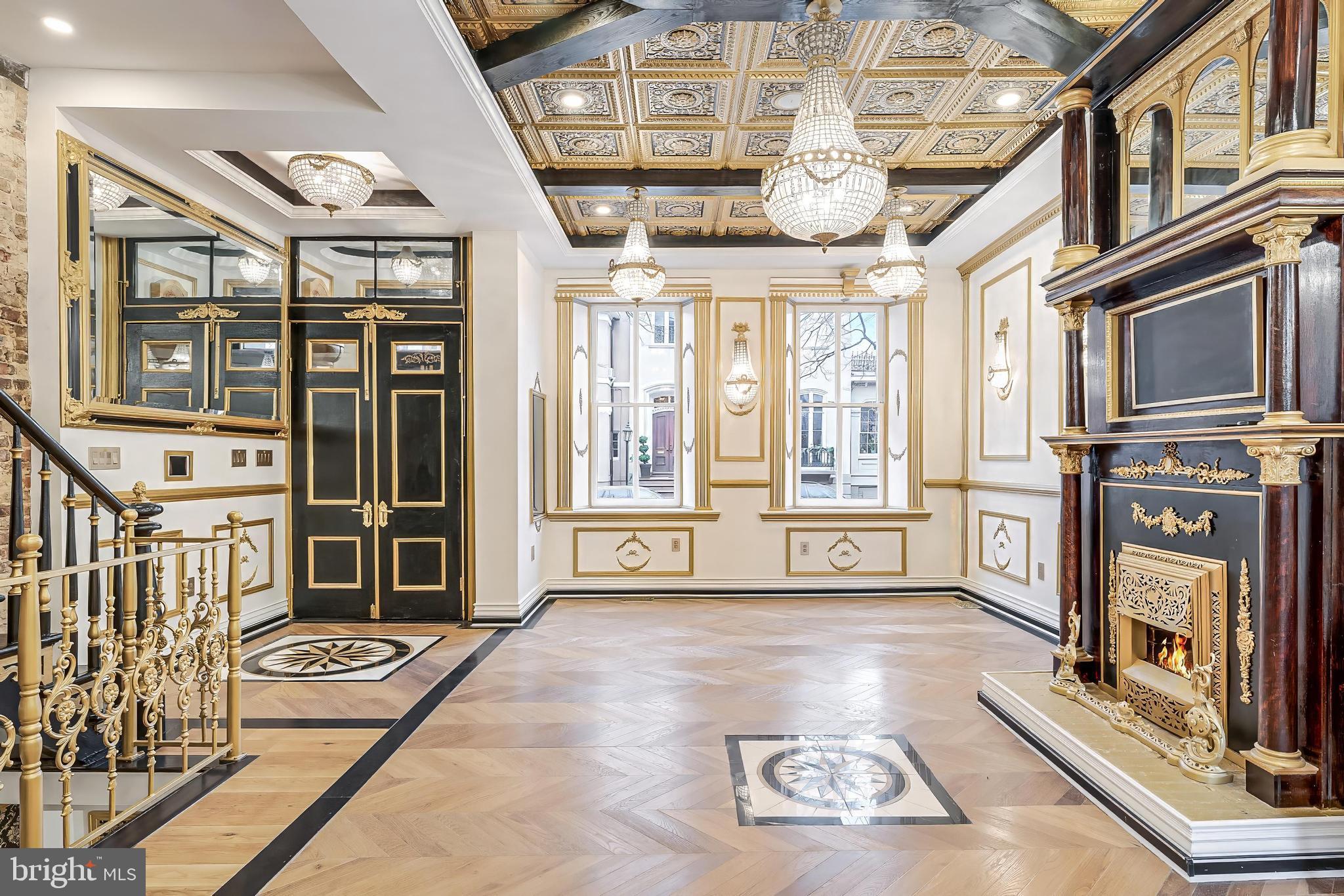 HISTORIC OLD TOWN - Residential