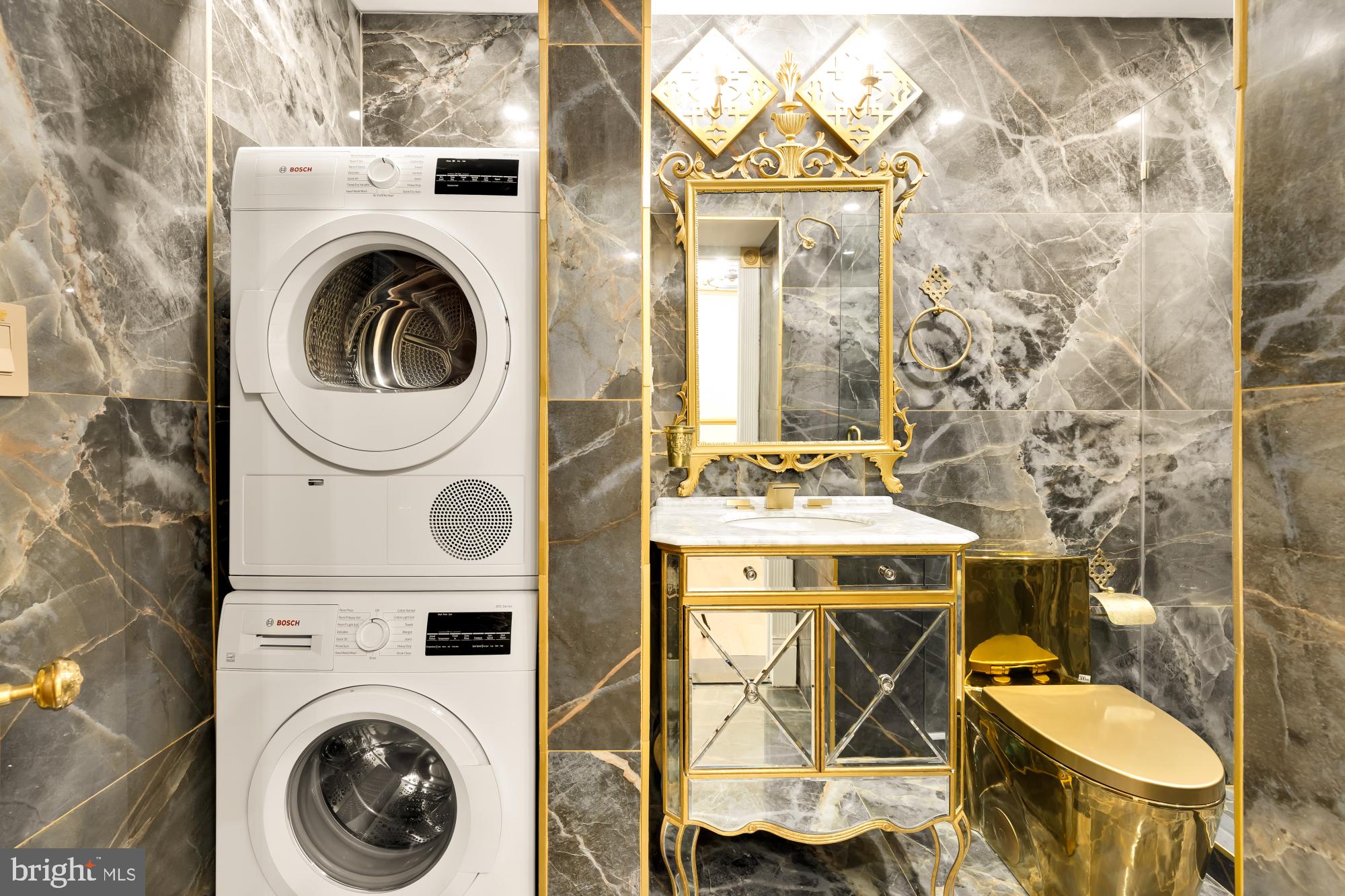 HISTORIC OLD TOWN - Residential