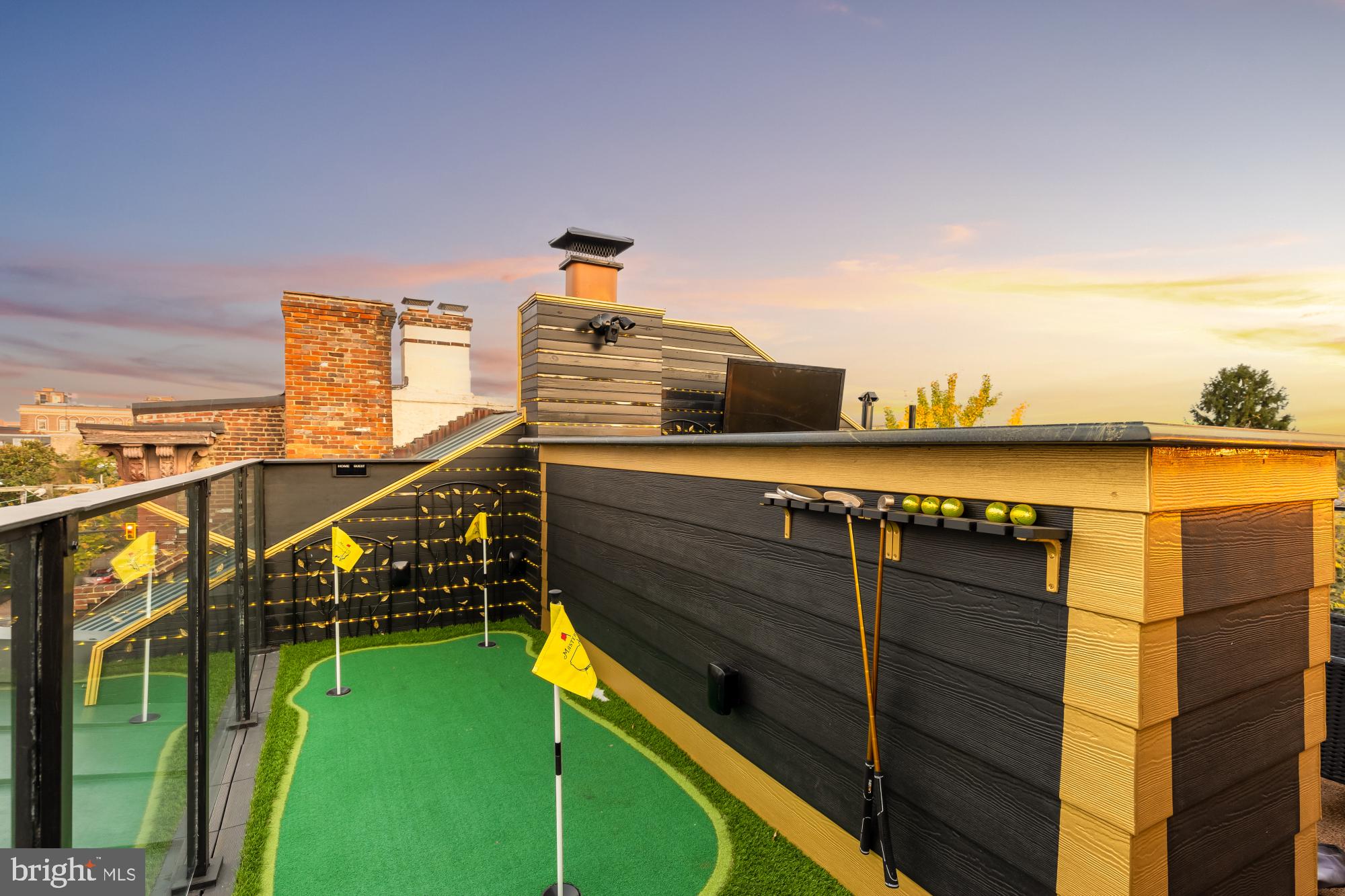 HISTORIC OLD TOWN - Residential