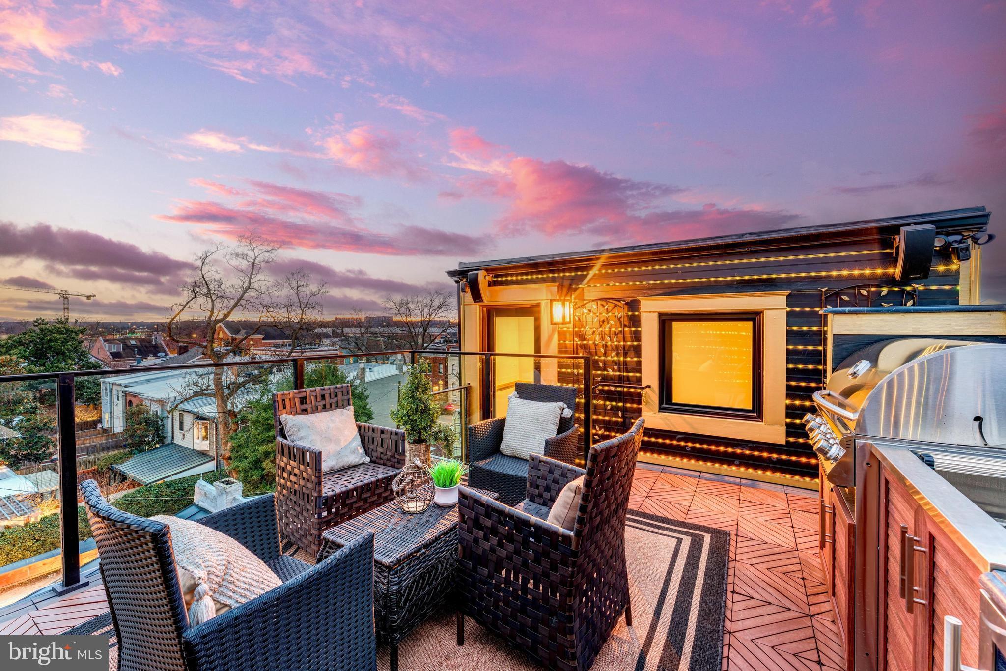 HISTORIC OLD TOWN - Residential