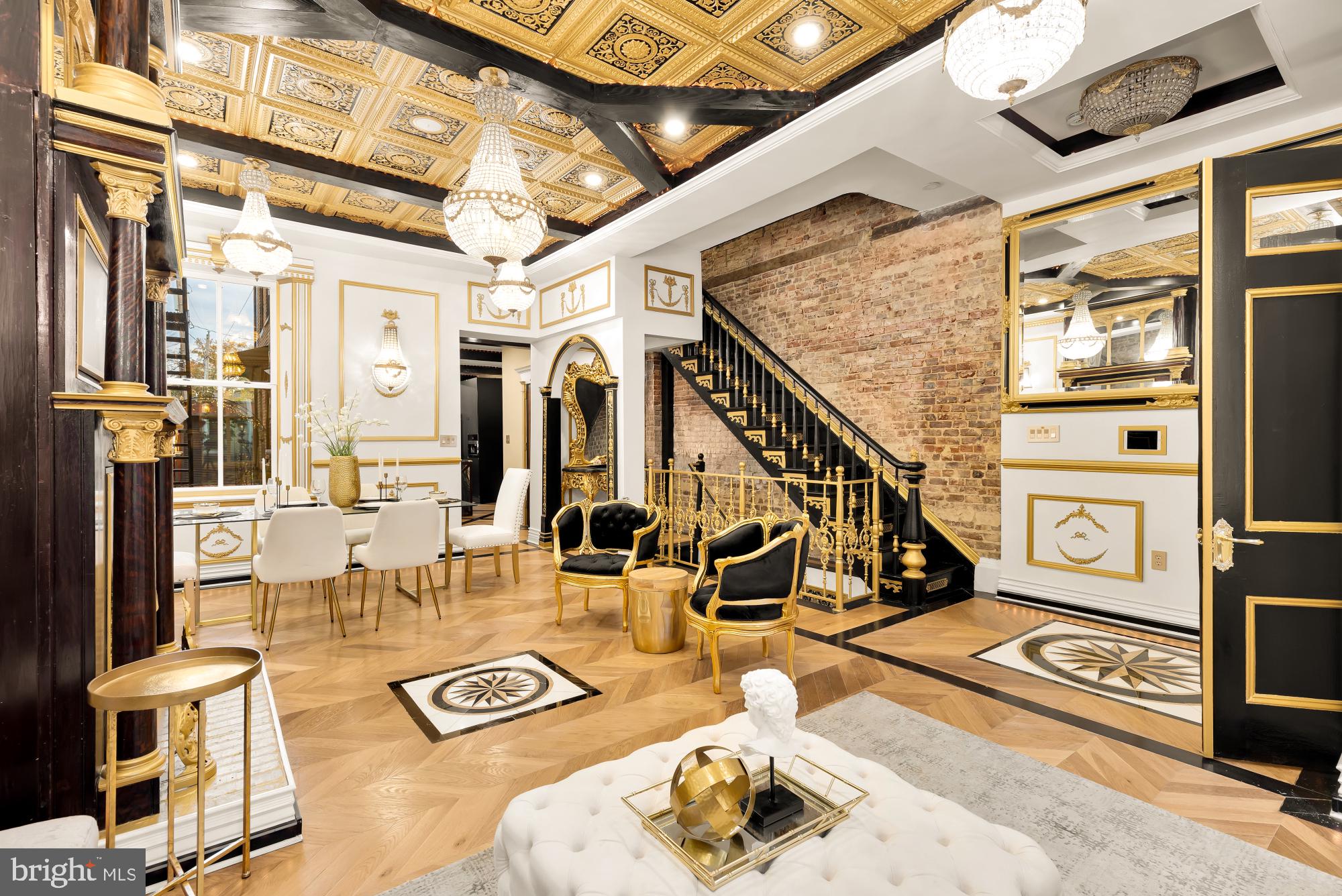 HISTORIC OLD TOWN - Residential