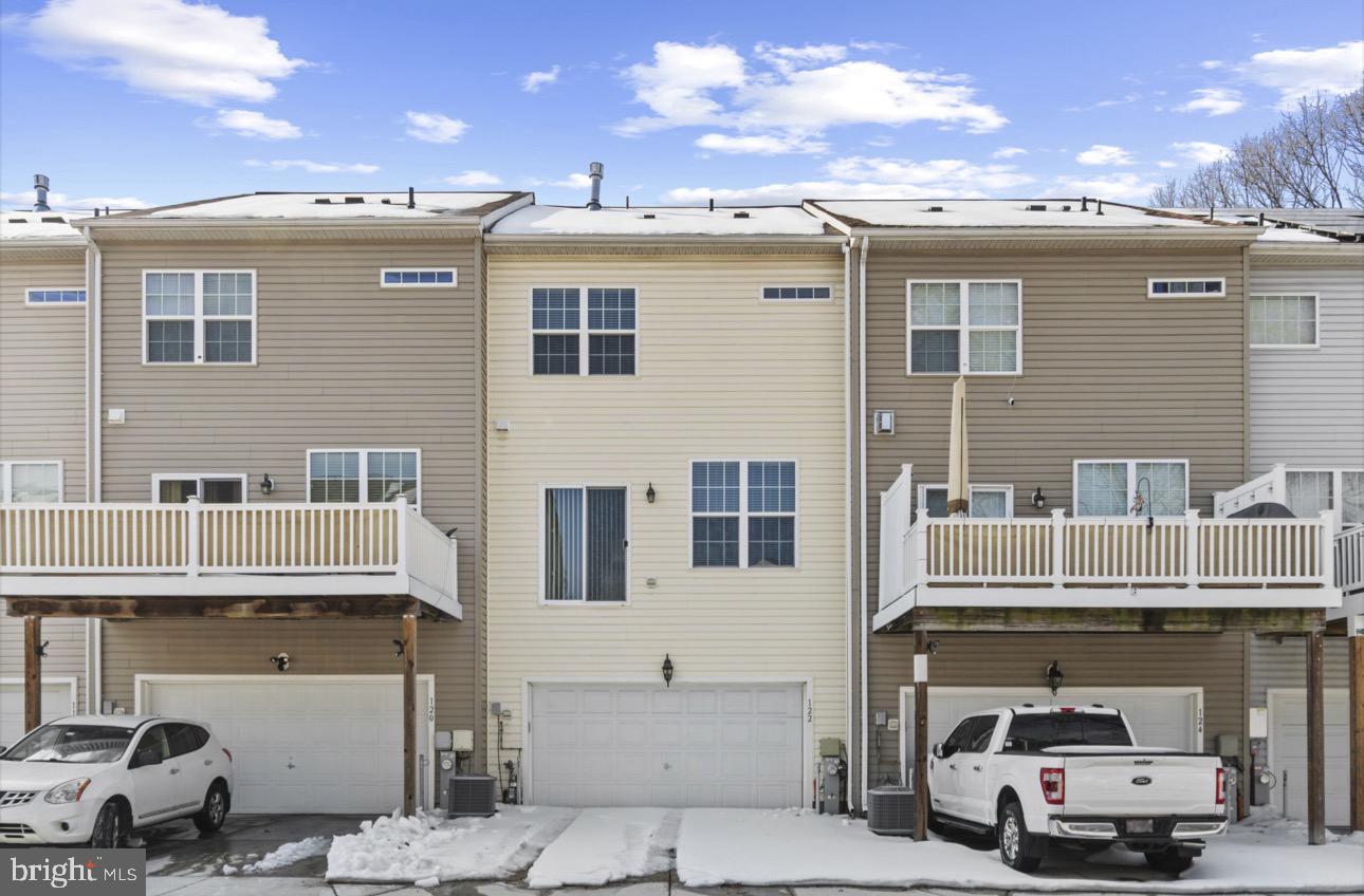 RED OAK CROSSING - Residential