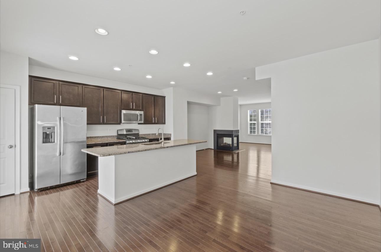 RED OAK CROSSING - Residential