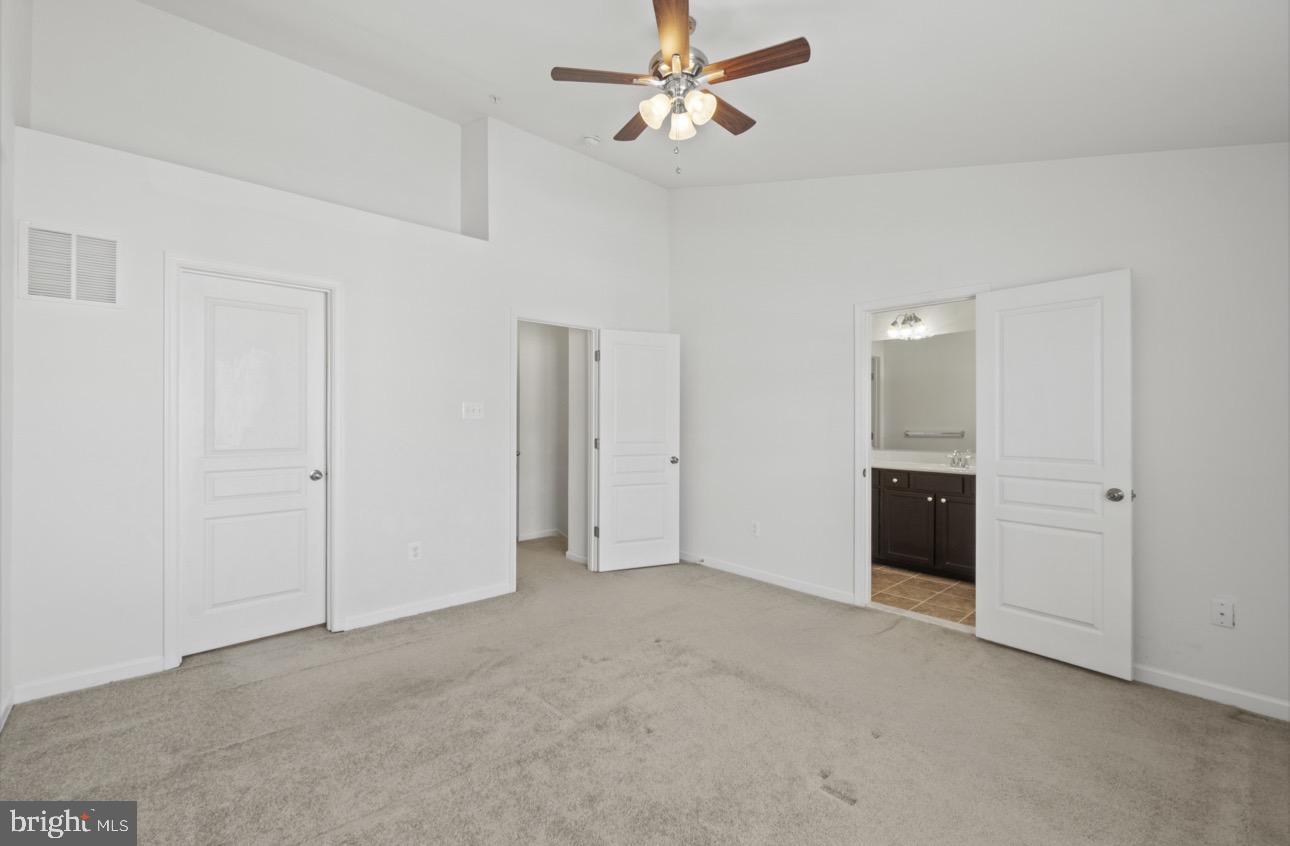 RED OAK CROSSING - Residential