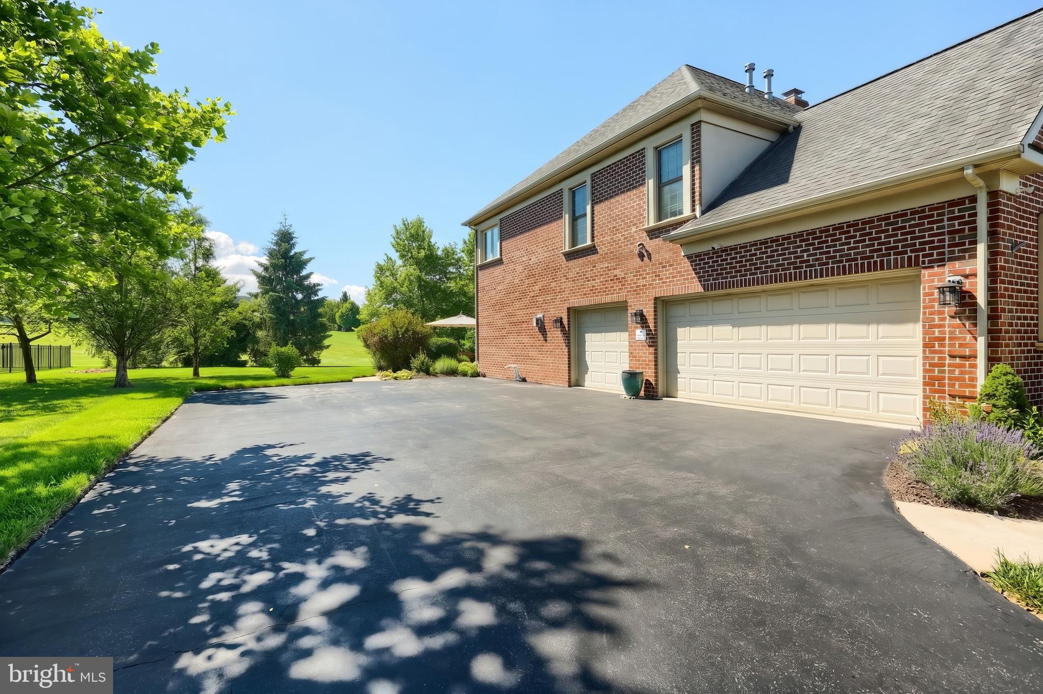 1361 WICKLOW DRIVE