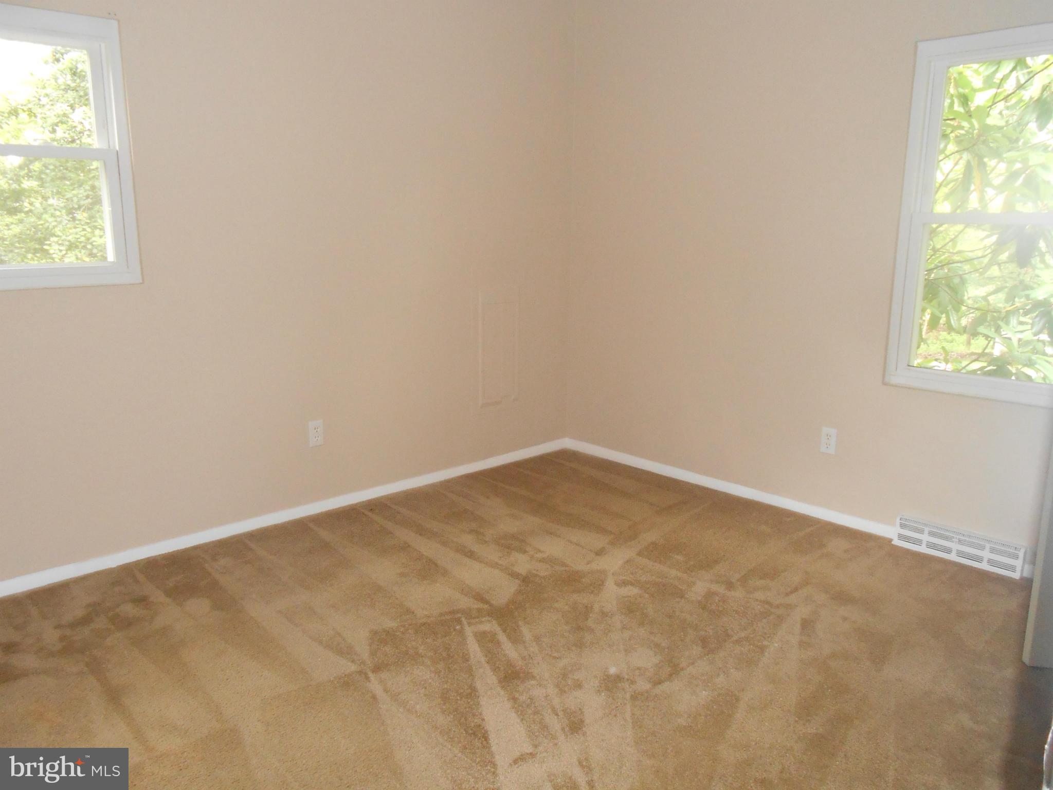 HALF PONE POINT - Residential