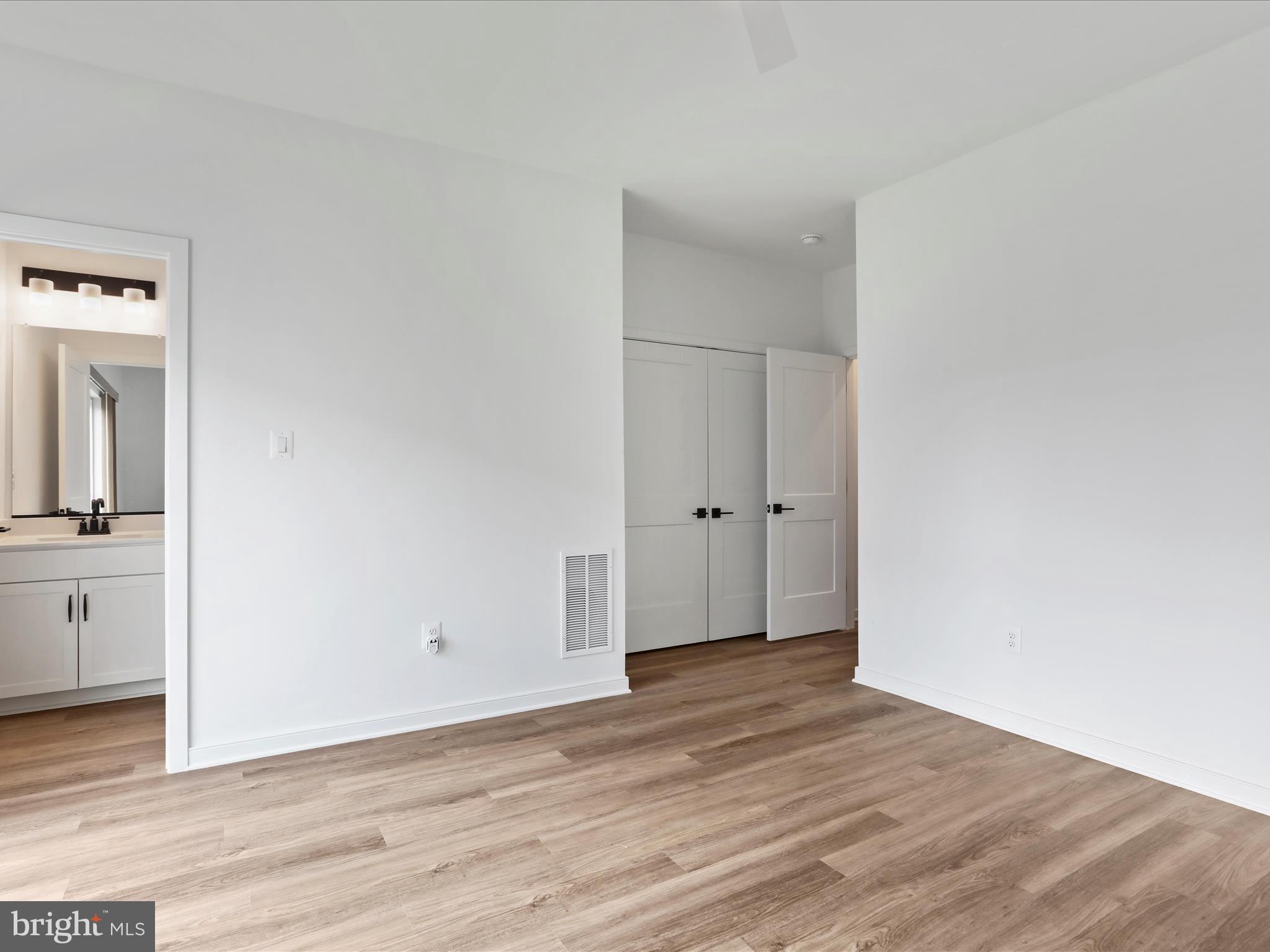 LIBERTY RUN - Residential