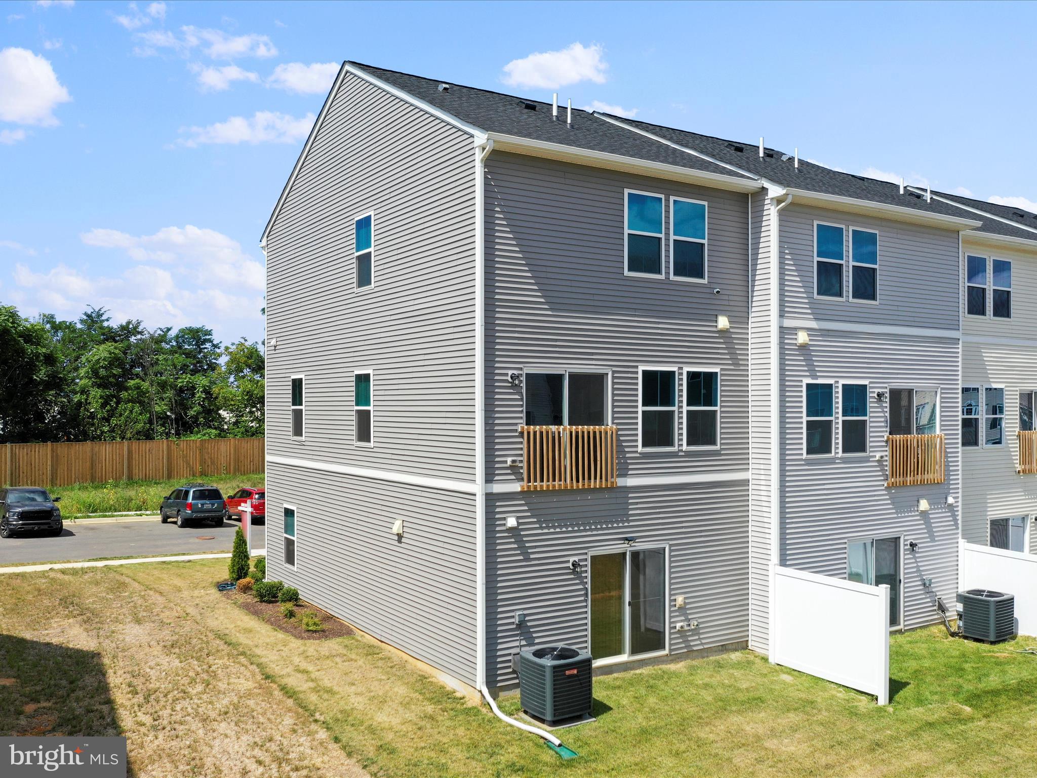 LIBERTY RUN - Residential