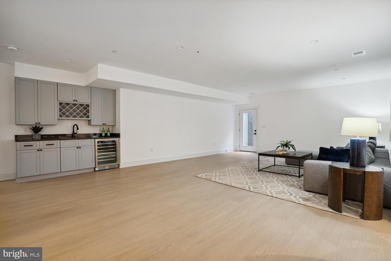 GARRETT PARK ESTATES - Residential