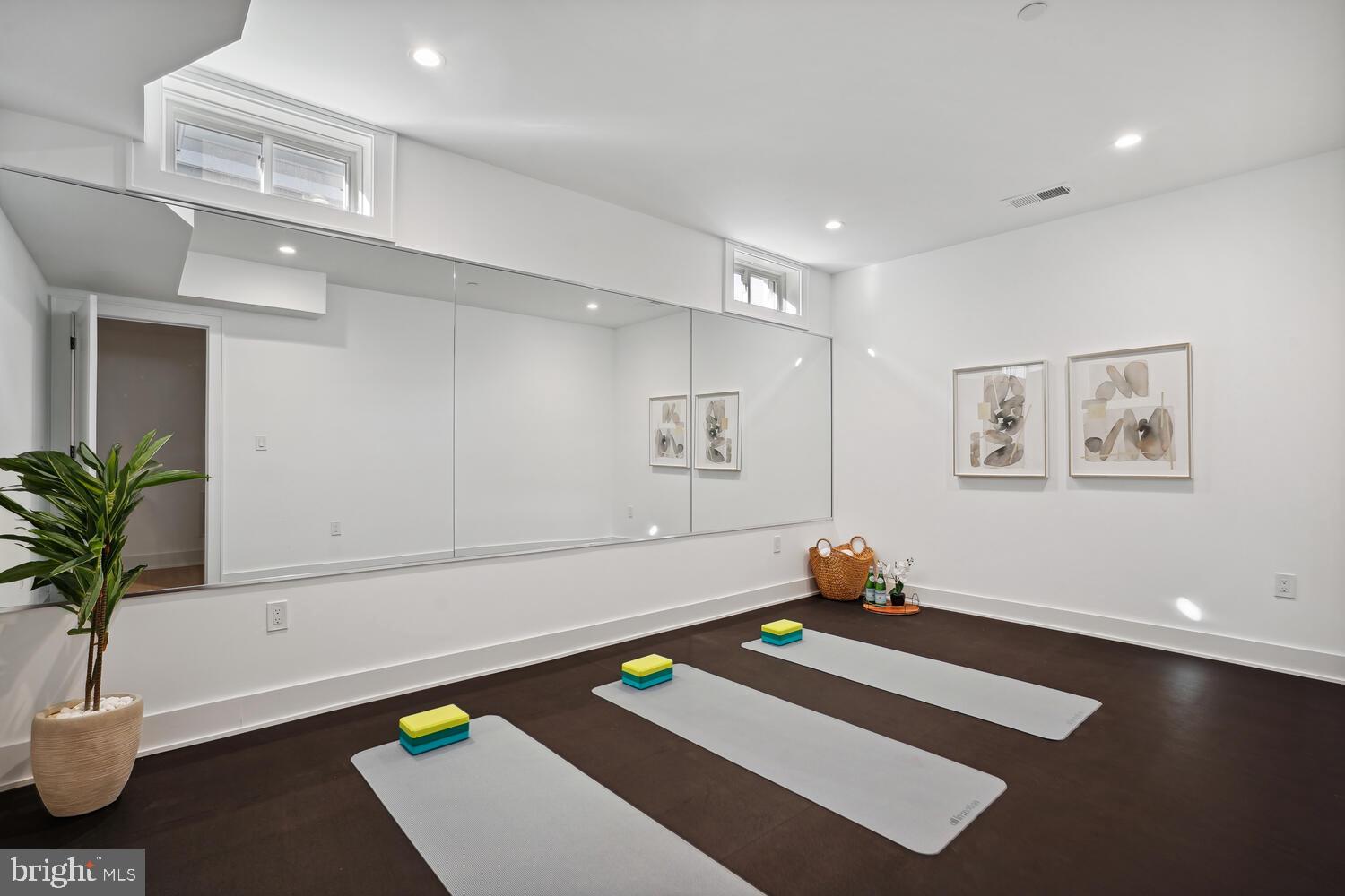 GARRETT PARK ESTATES - Residential