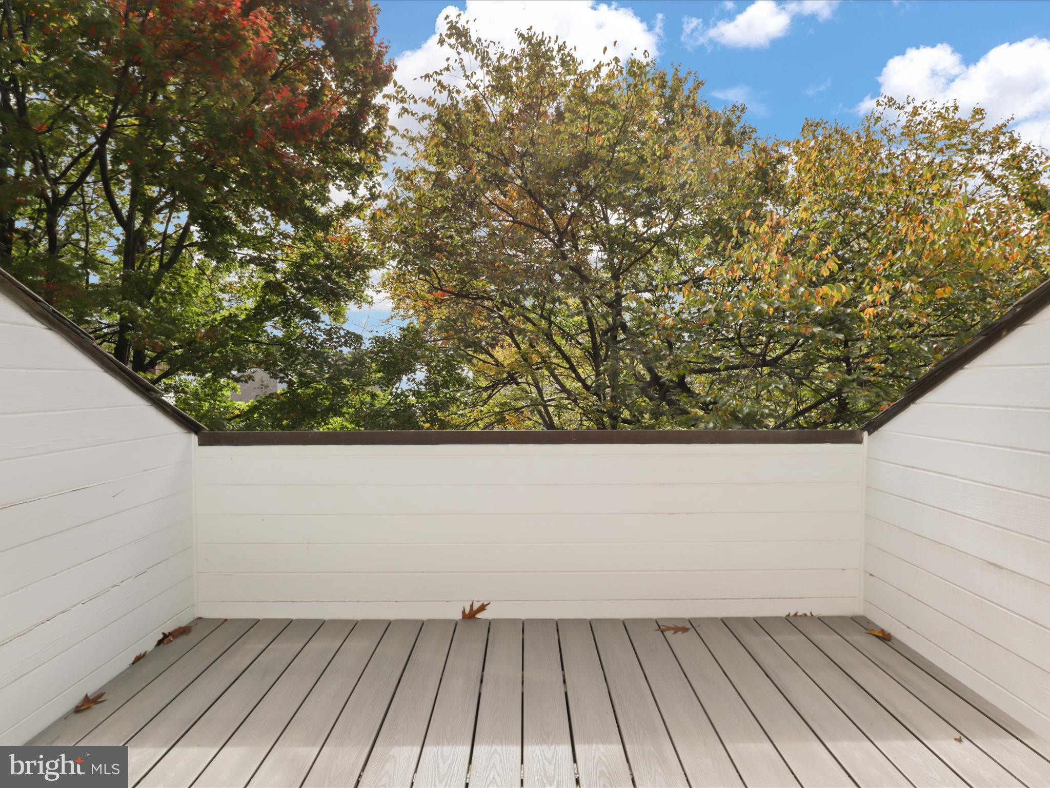 KINGS MANOR SCOTTS - Residential