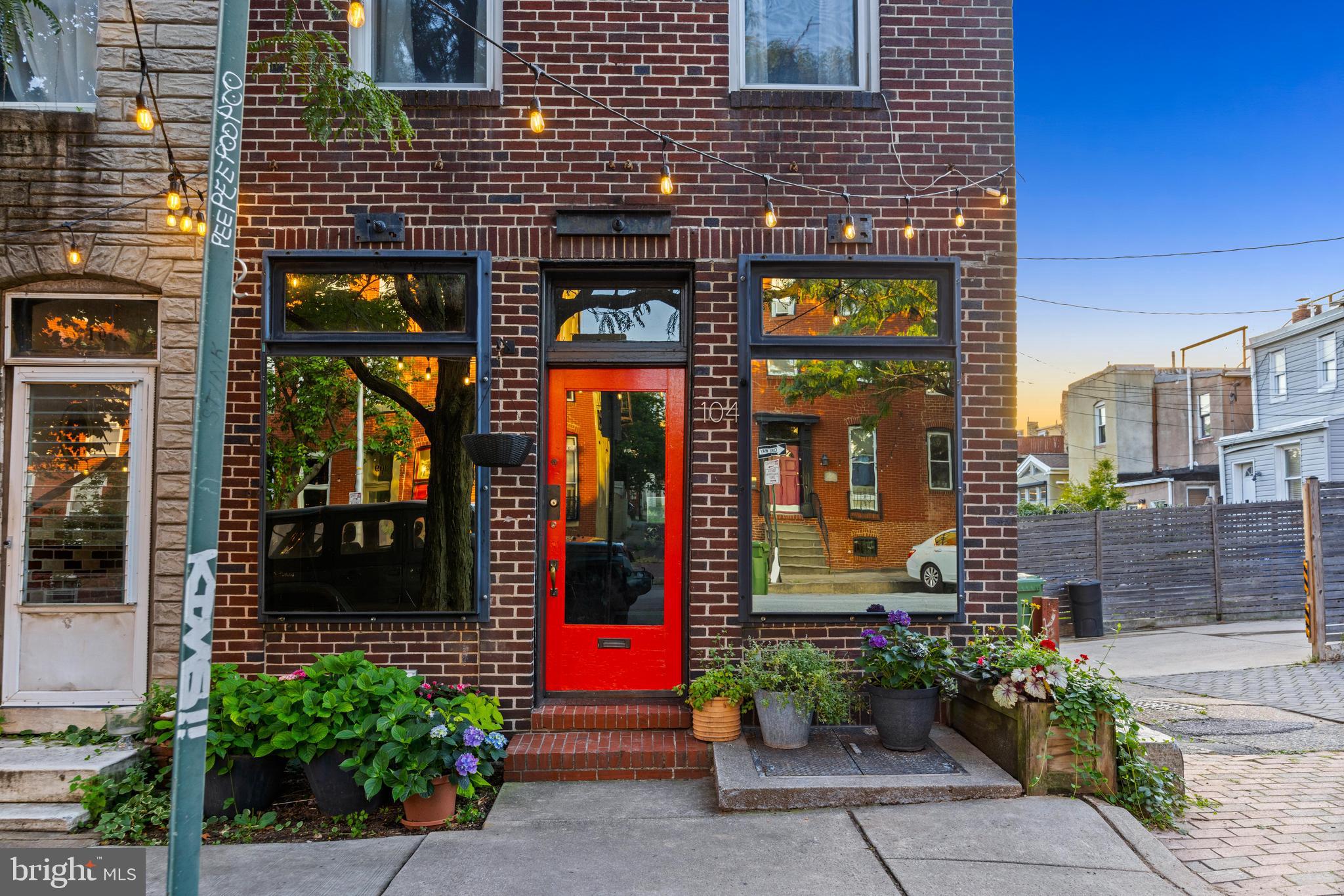 104 S COLLINGTON AVENUE