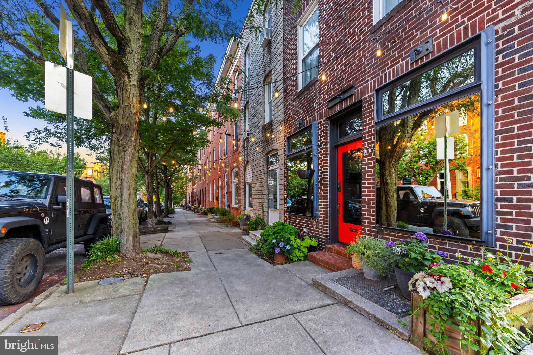 104 S COLLINGTON AVENUE