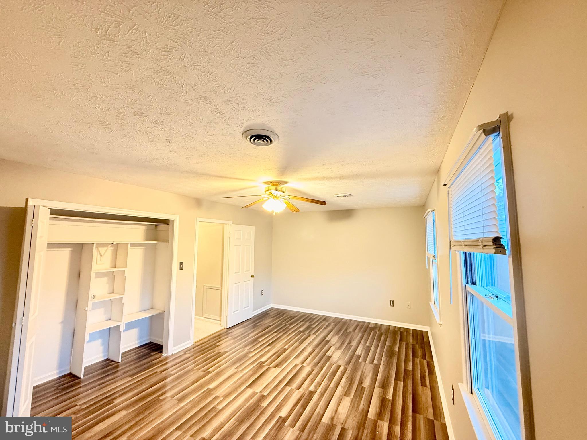 SOUTH RIVER - Residential