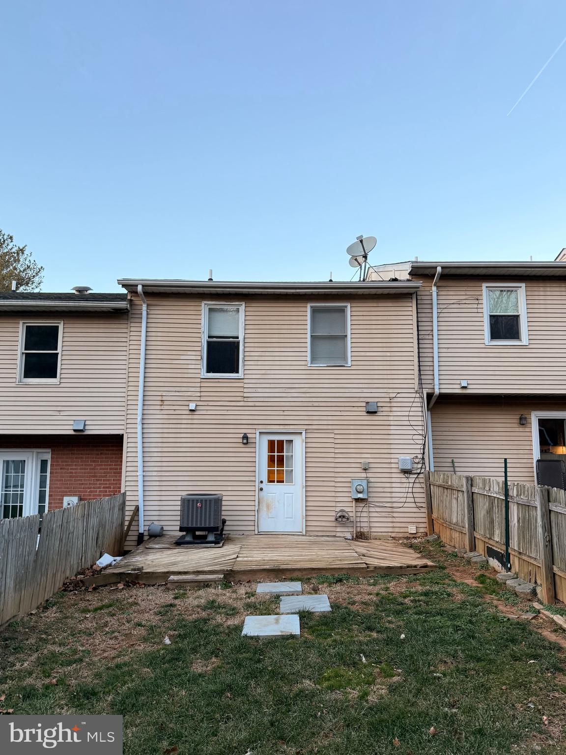 SOUTH RIVER - Residential