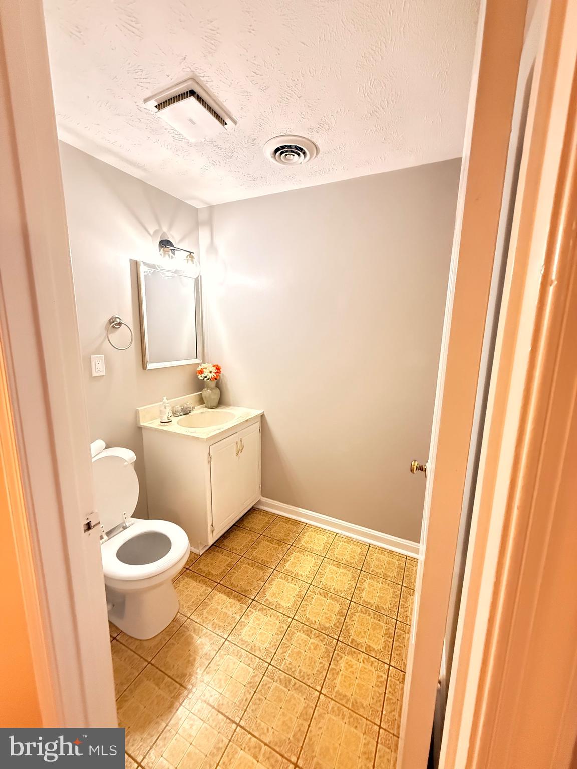 SOUTH RIVER - Residential