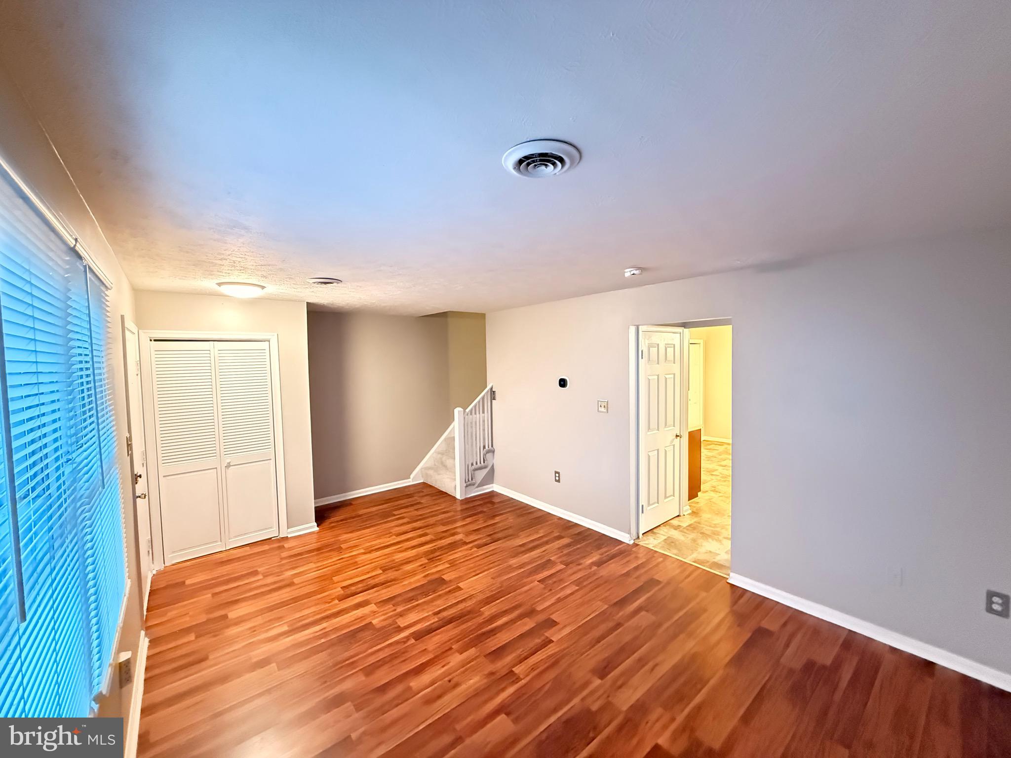 SOUTH RIVER - Residential