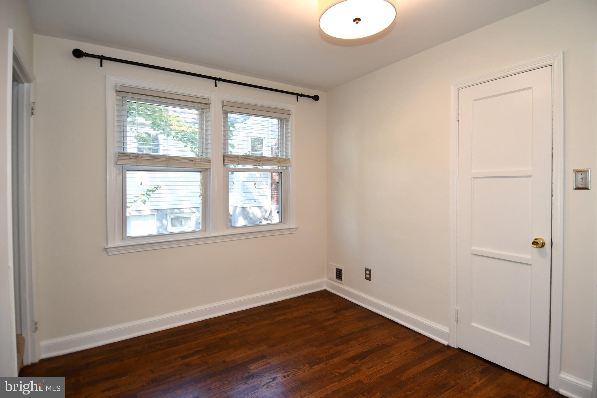 DOUGLAS PARK - Residential