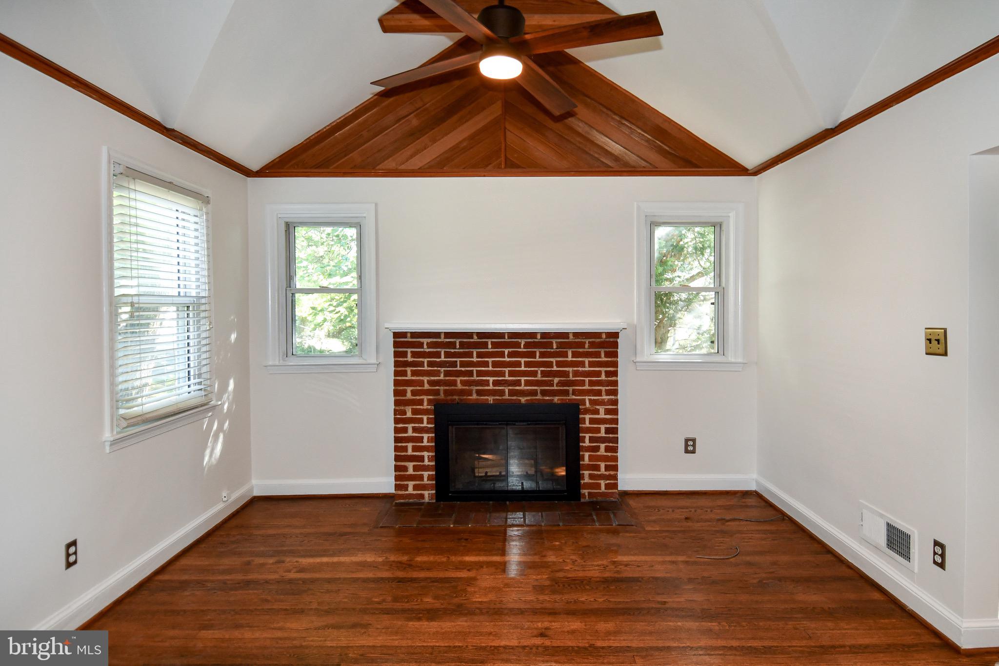 DOUGLAS PARK - Residential