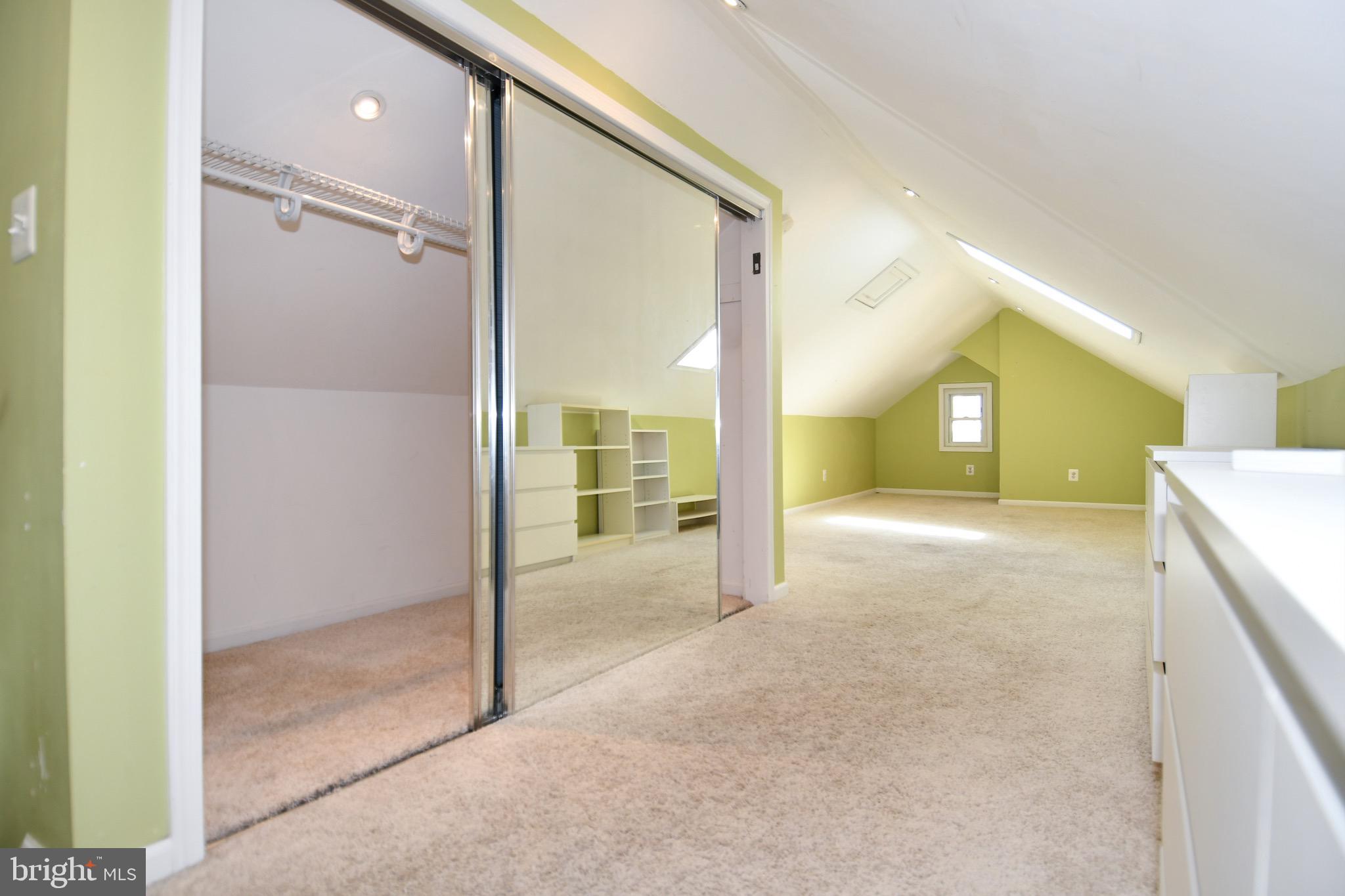 DOUGLAS PARK - Residential