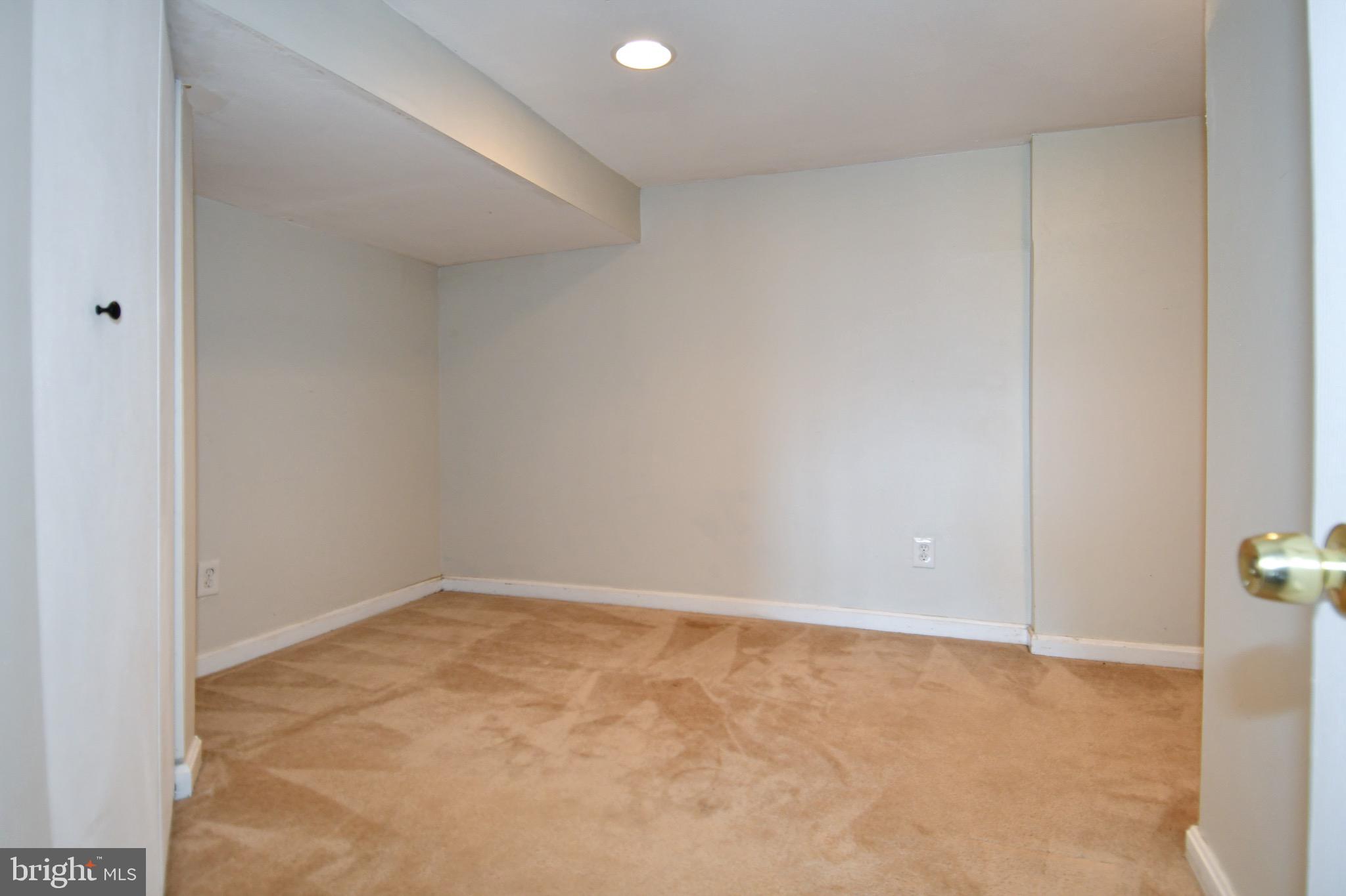 DOUGLAS PARK - Residential