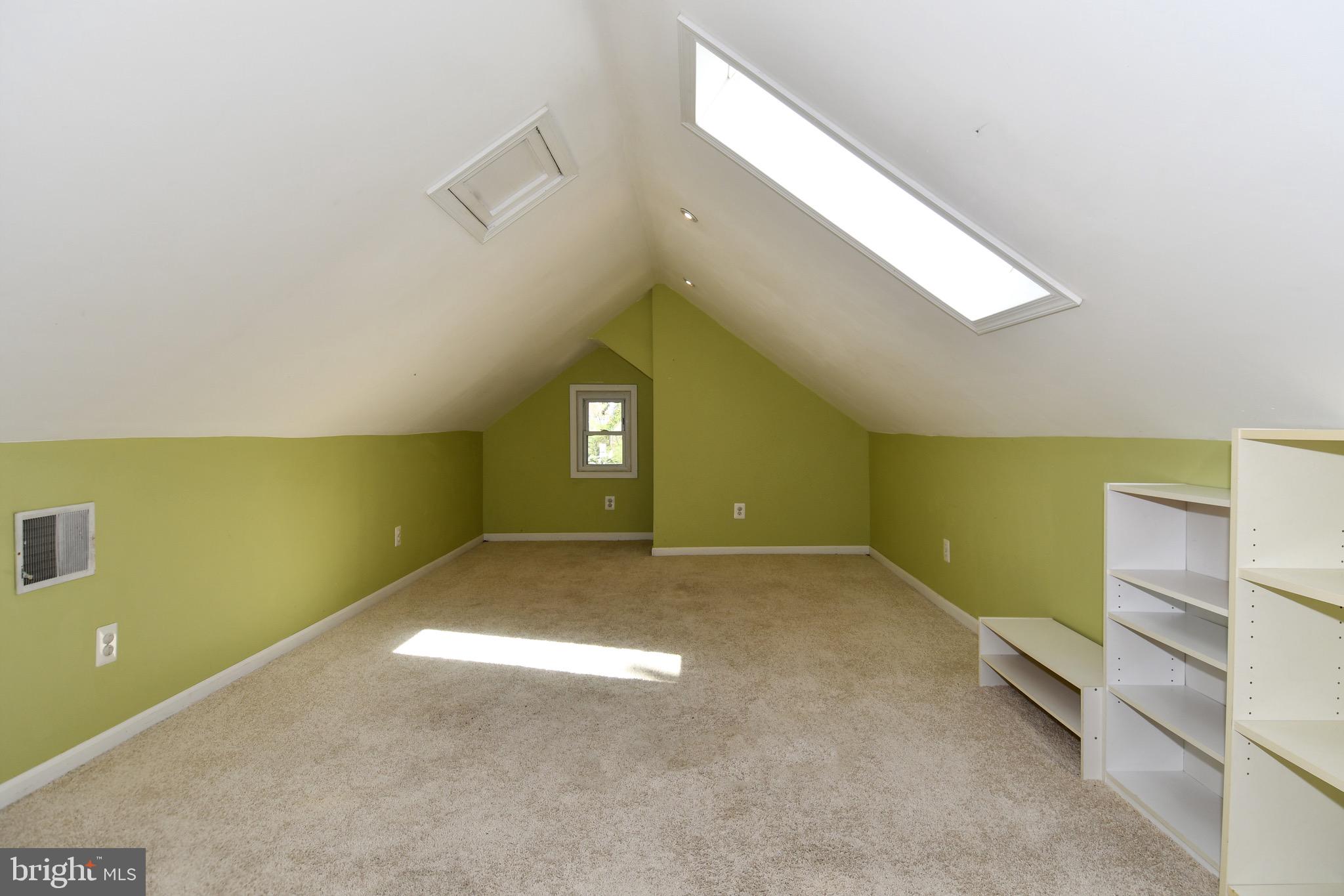 DOUGLAS PARK - Residential