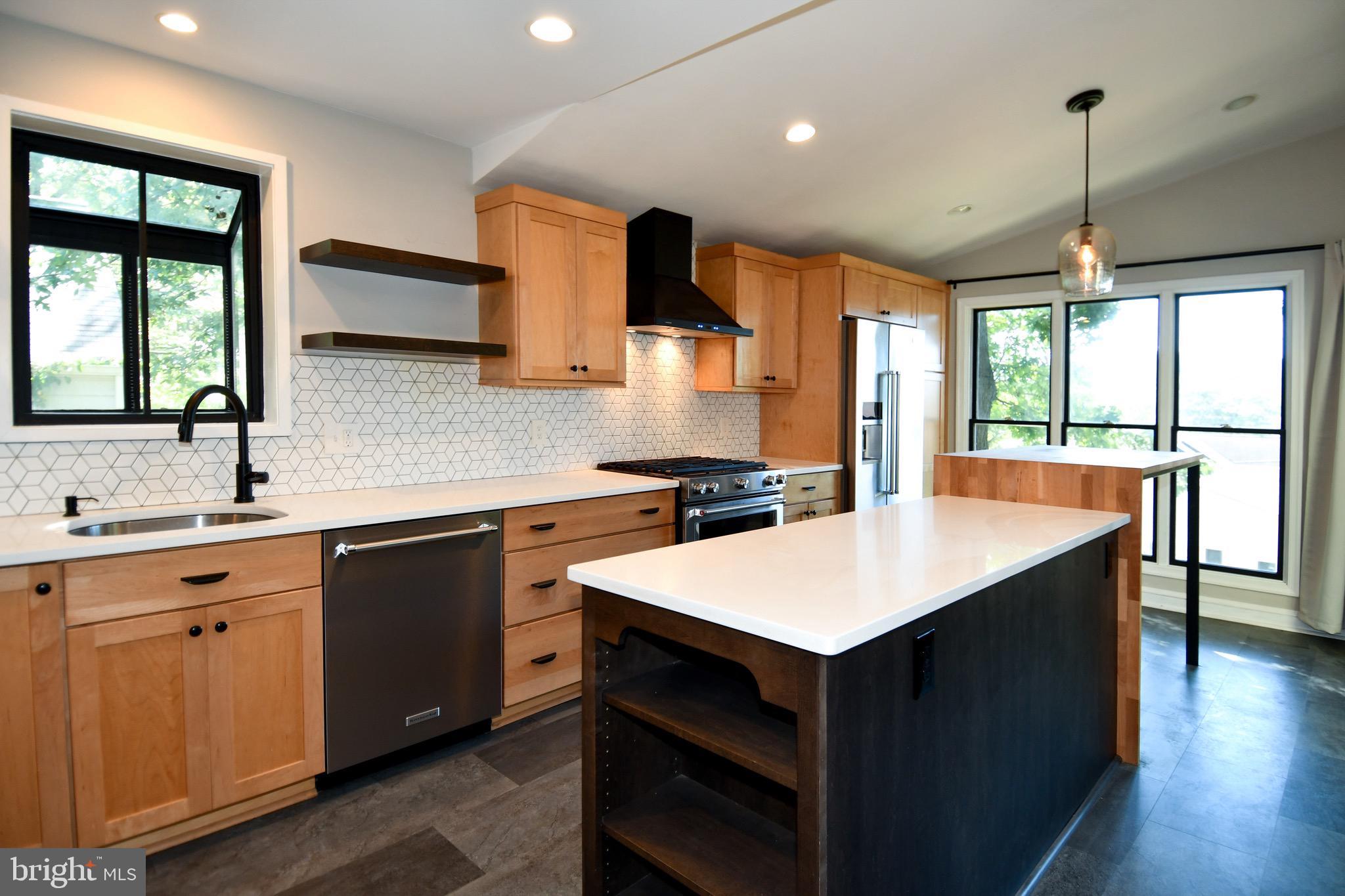 DOUGLAS PARK - Residential