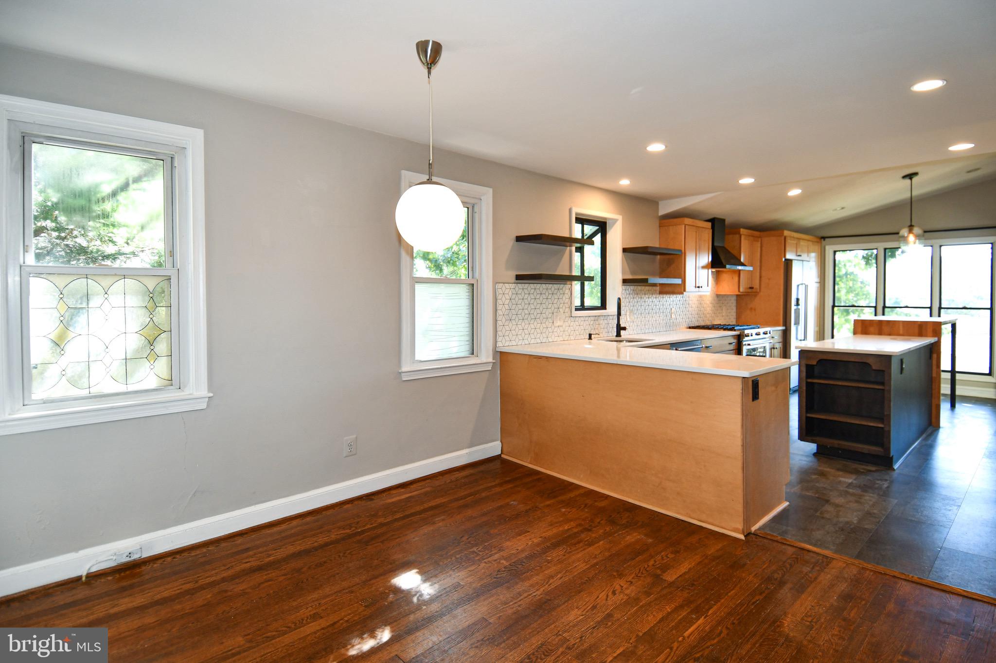 DOUGLAS PARK - Residential