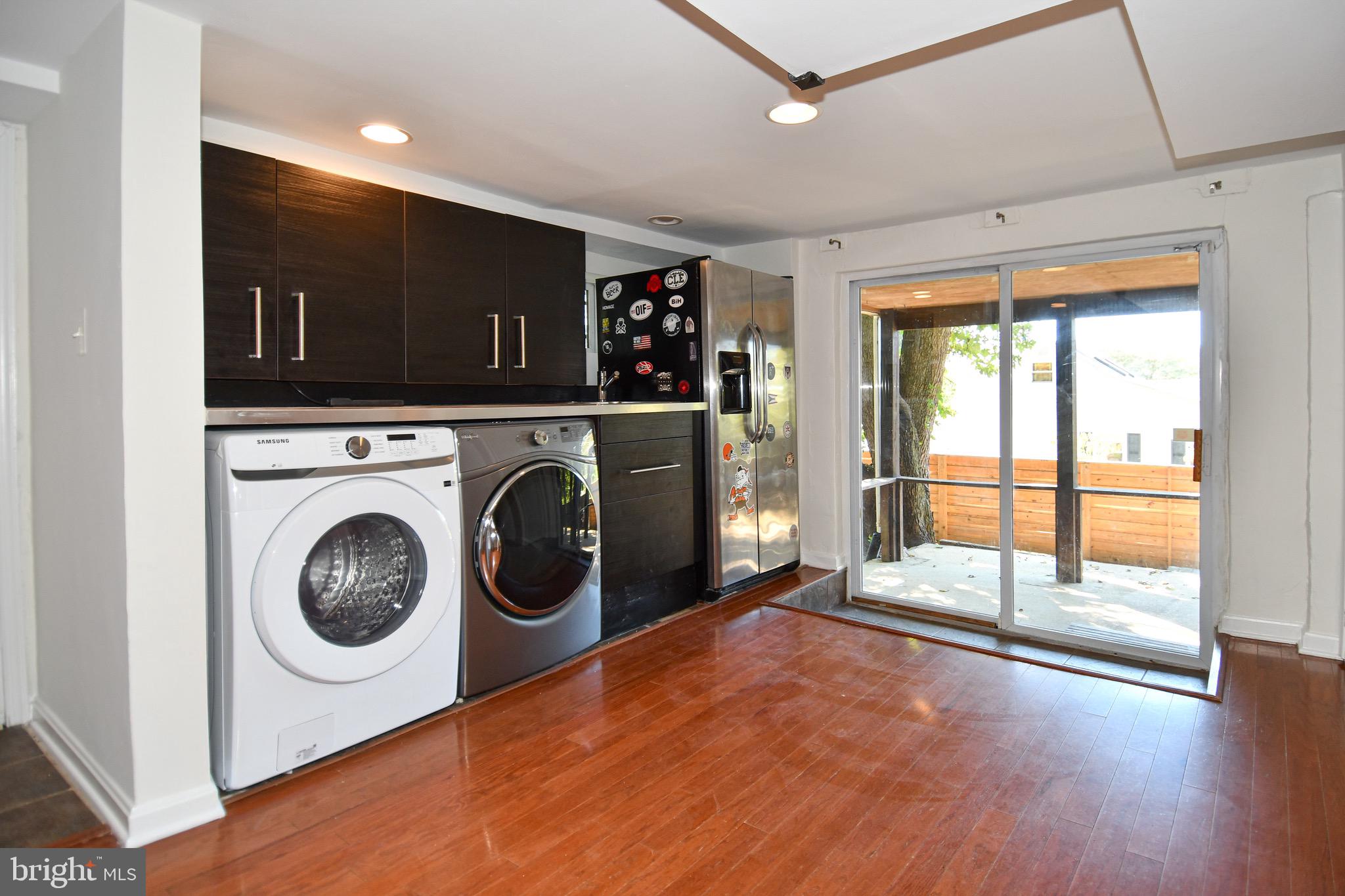 DOUGLAS PARK - Residential