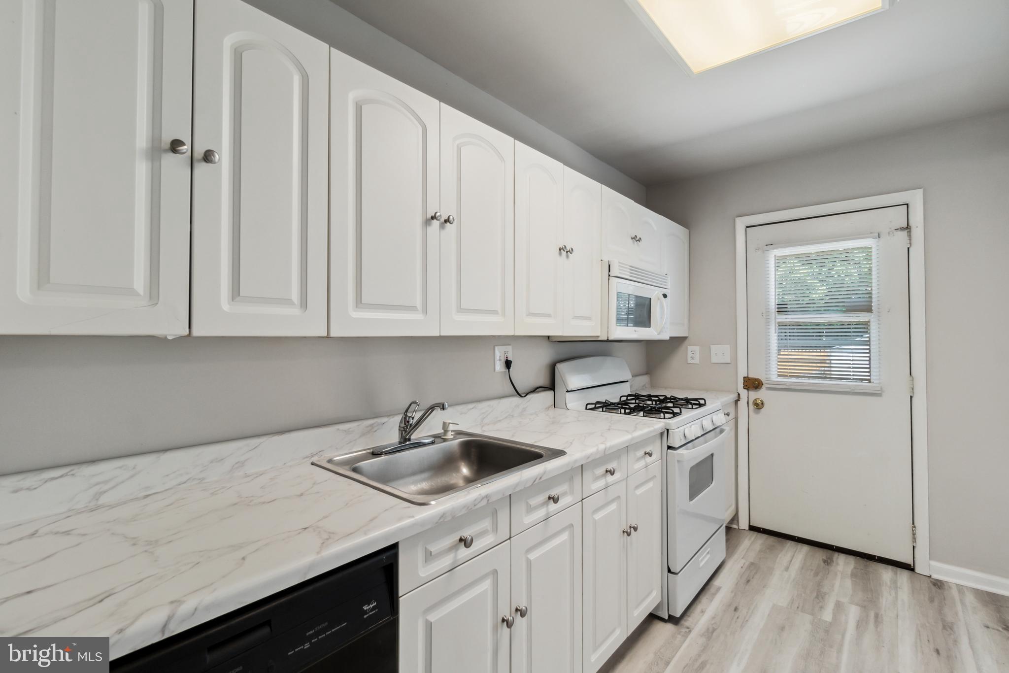 BELMONT - Residential