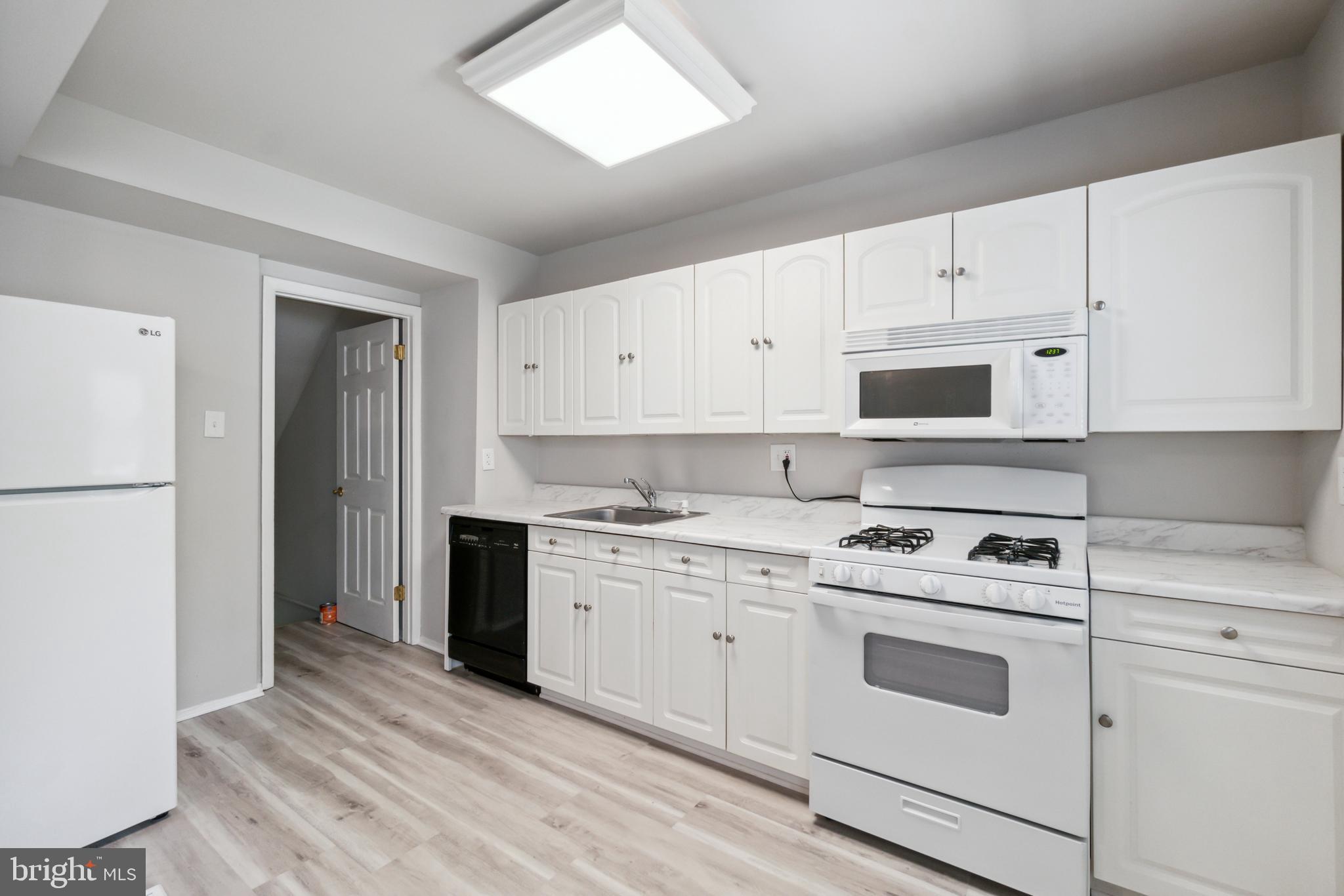 BELMONT - Residential