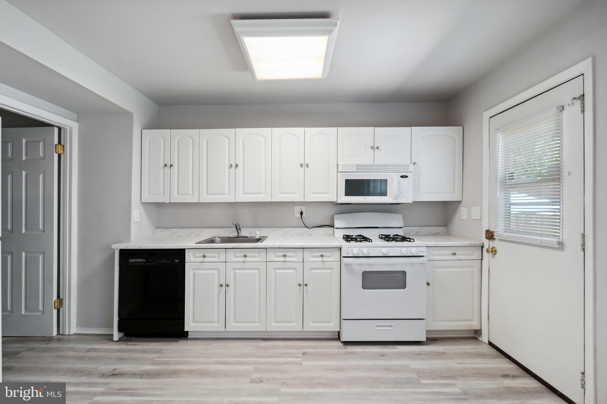 BELMONT - Residential