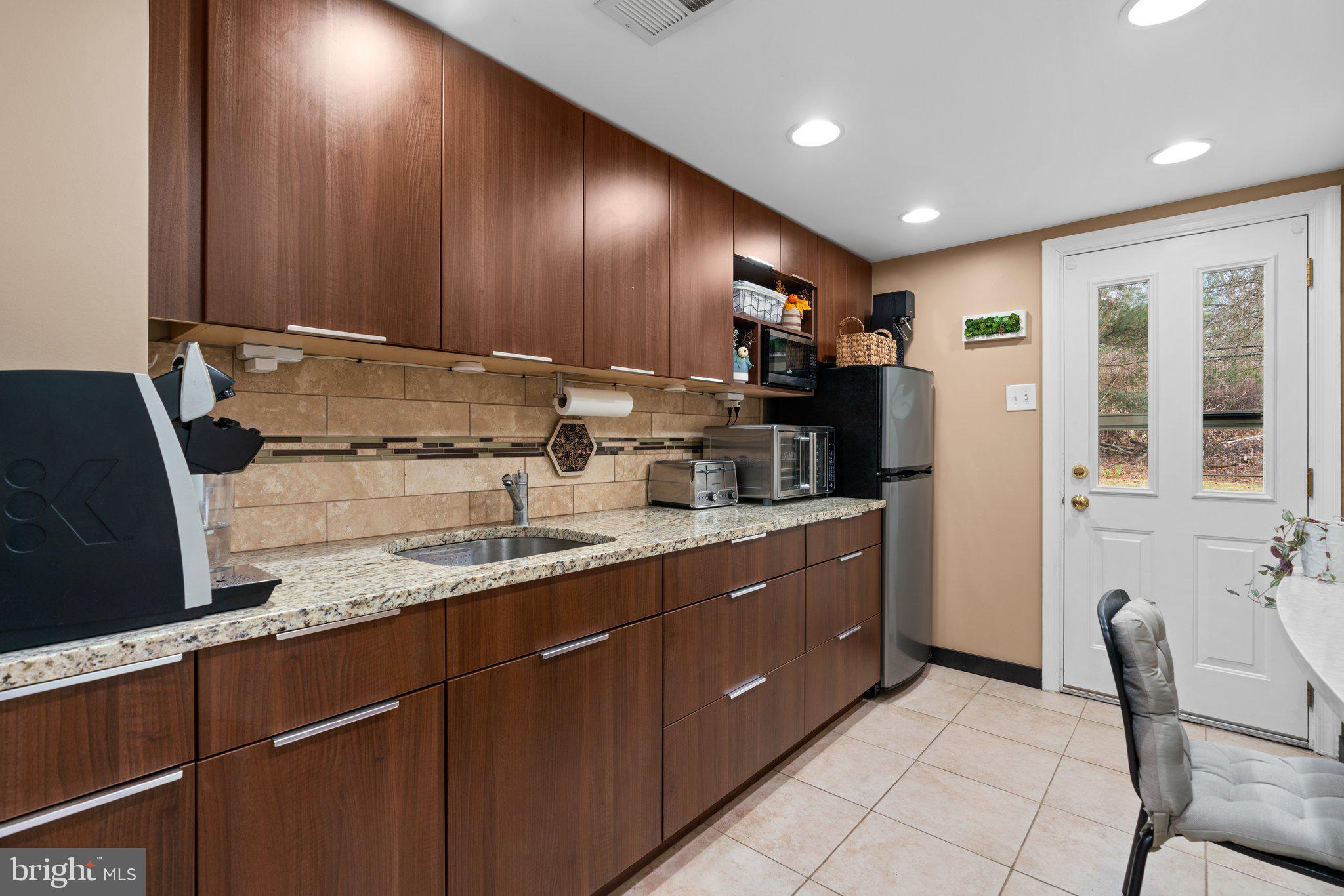 REGENCY ESTATES - Residential