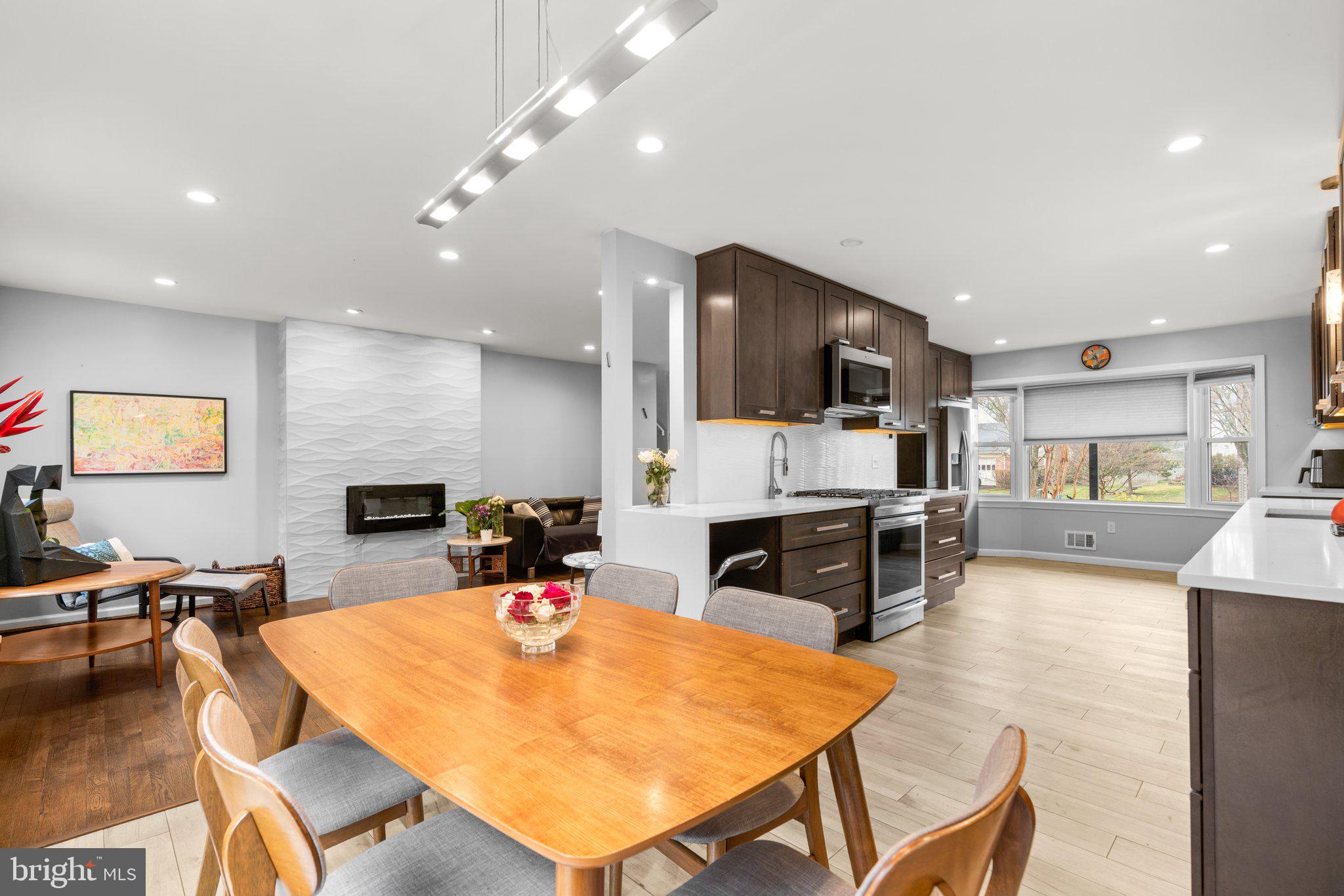 REGENCY ESTATES - Residential