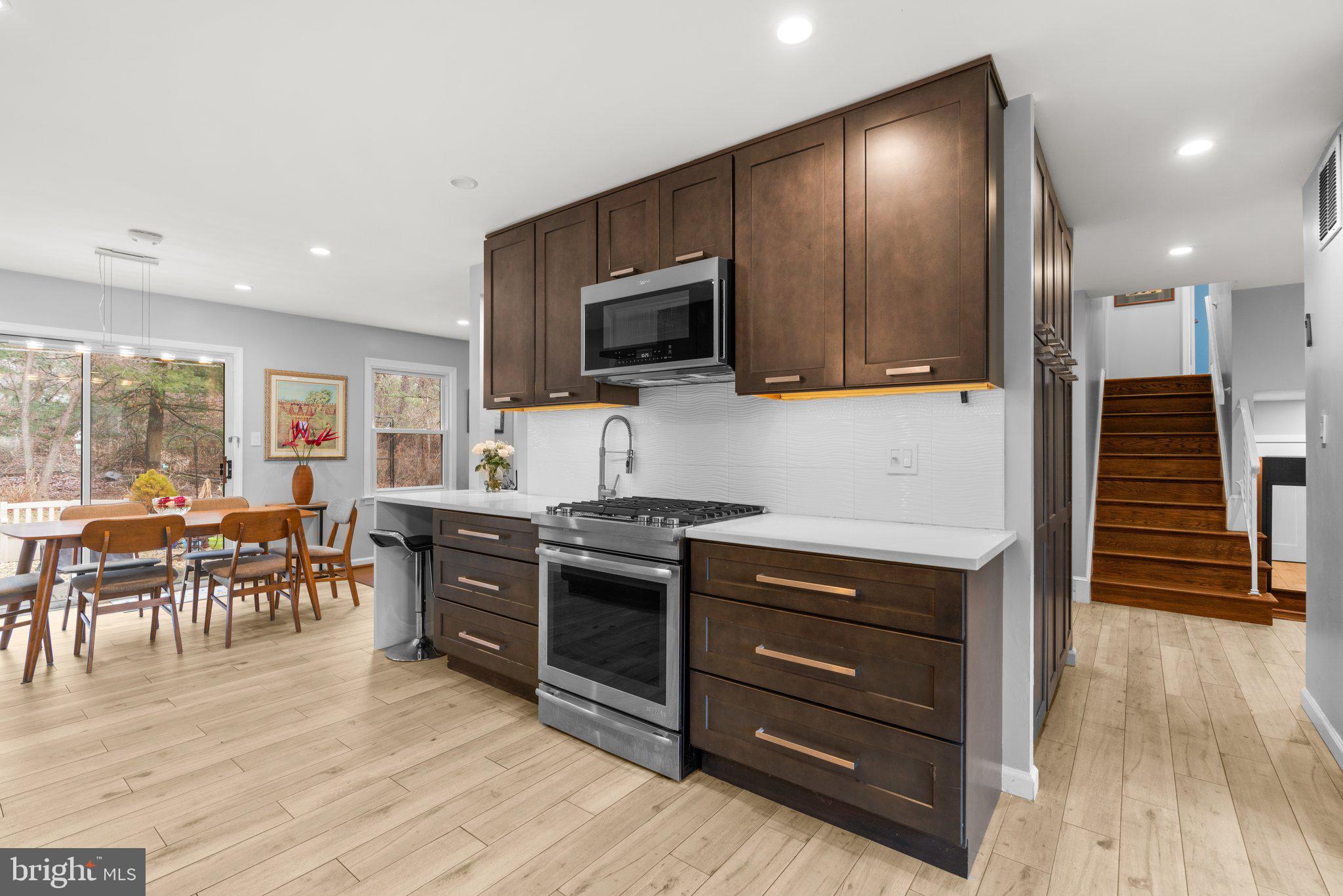 REGENCY ESTATES - Residential