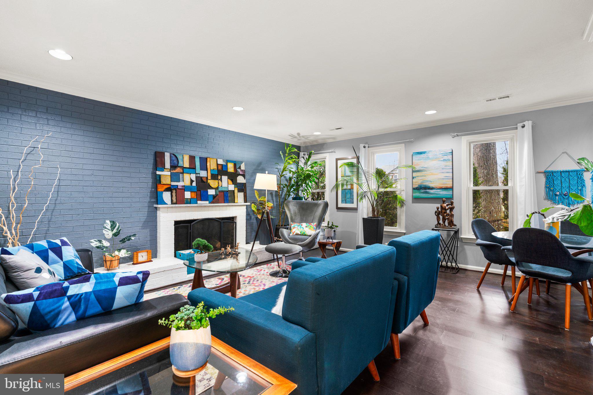 REGENCY ESTATES - Residential