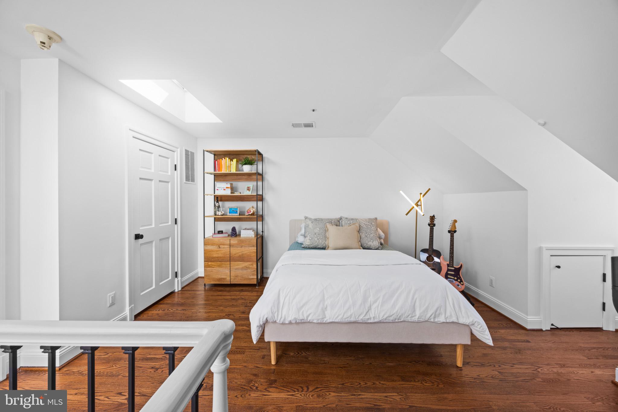 HARBORSIDE - Residential