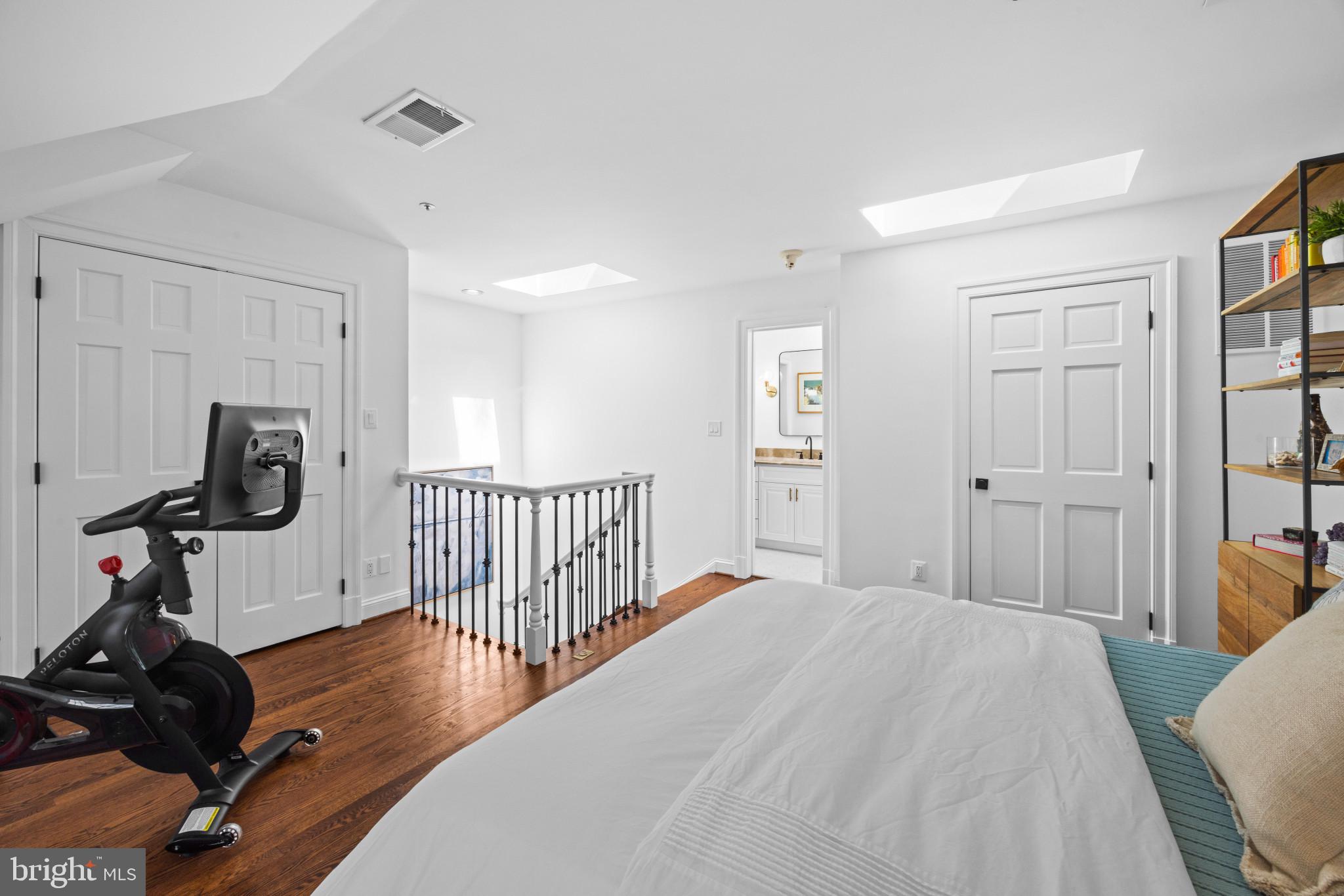 HARBORSIDE - Residential