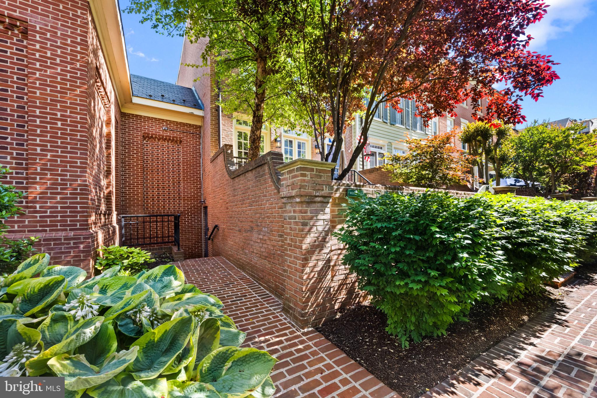 HARBORSIDE - Residential