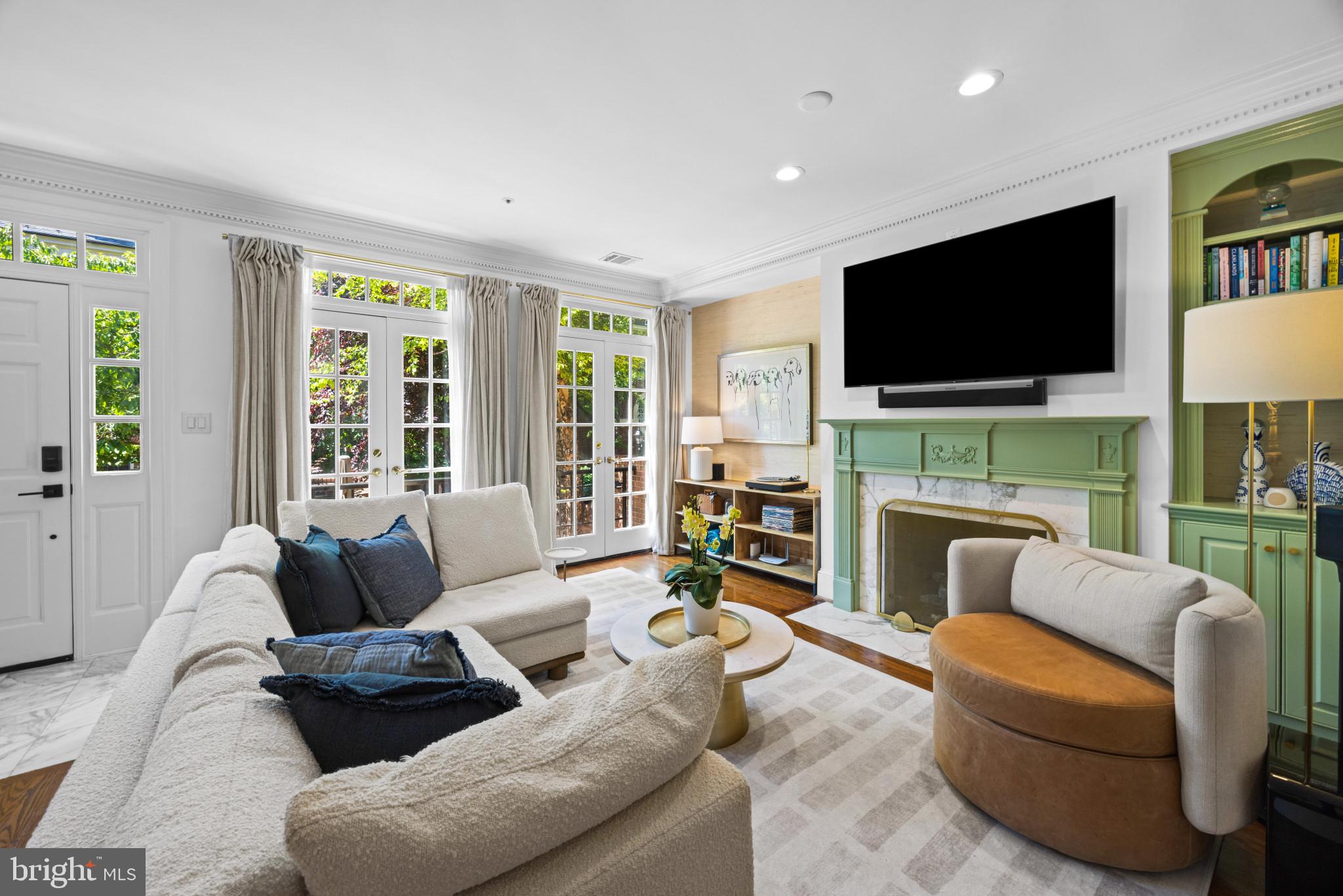 HARBORSIDE - Residential