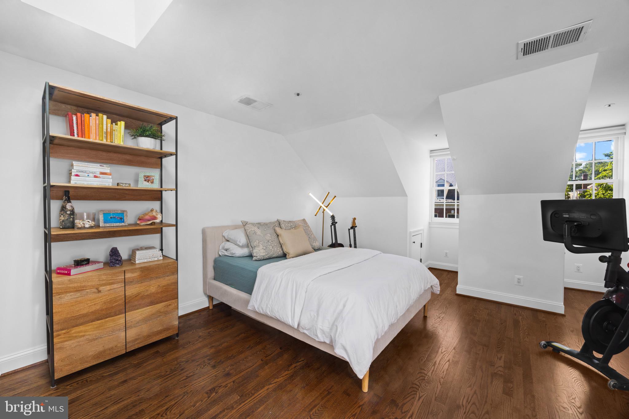 HARBORSIDE - Residential