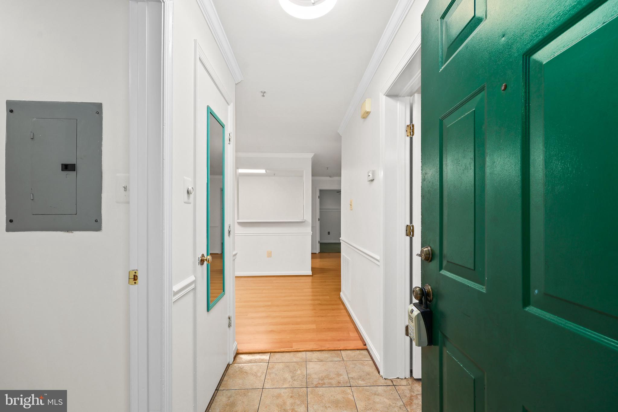 1037 GARDENVIEW LOOP 101