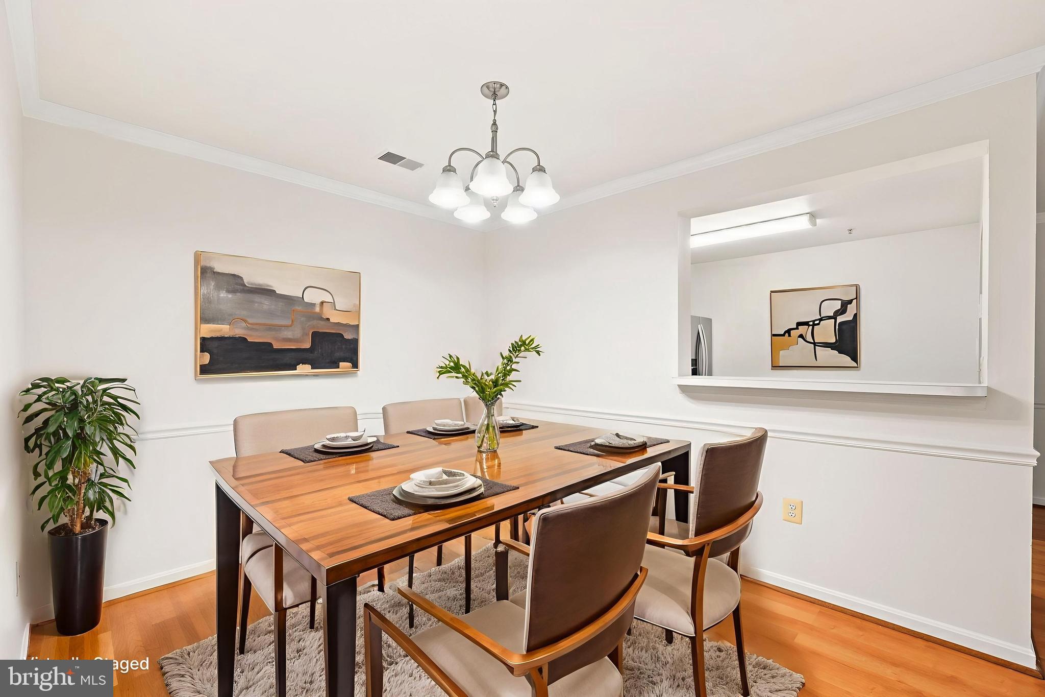 1037 GARDENVIEW LOOP 101