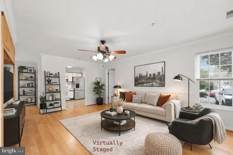 1037 Gardenview Loop Unit 101, Woodbridge, VA 22191 - MLS#: VAPW2106540