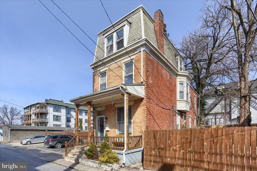 You don't find a detached single family home in Mid-Town Harrisburg very often!!  Enjoy the  flexible floor plan and abundance of light  throughout this move-in ready home. The first floor has an open floor plan great for entertaining, as well a a half bath for the convenience of guests. The kitchen is large and bright with a gas stove, dishwasher and plenty of cabinets for storage. The second floor has 2 bedrooms, a laundry room, full bathroom (with access to the hall and the primary bedroom) as well as a balcony. Enjoy the large closet in the primary bedroom, the beautiful tiled walk in shower as well as a large soaking tub in the bathroom. The third floor features a 3rd bedroom, another full bathroom and an office/fitness/den area. Hardwood floors are featured throughout the home, as well as efficient gas heat and central AC. A cozy back porch and fenced in private yard area are perfect for kids, pets and outdoor gatherings. Enjoy the walkability of the area with the riverfront, several restaurants and coffee shops, and the Broadstreet Market, Midtown Scholar and Midtown Cinema all within a few blocks.